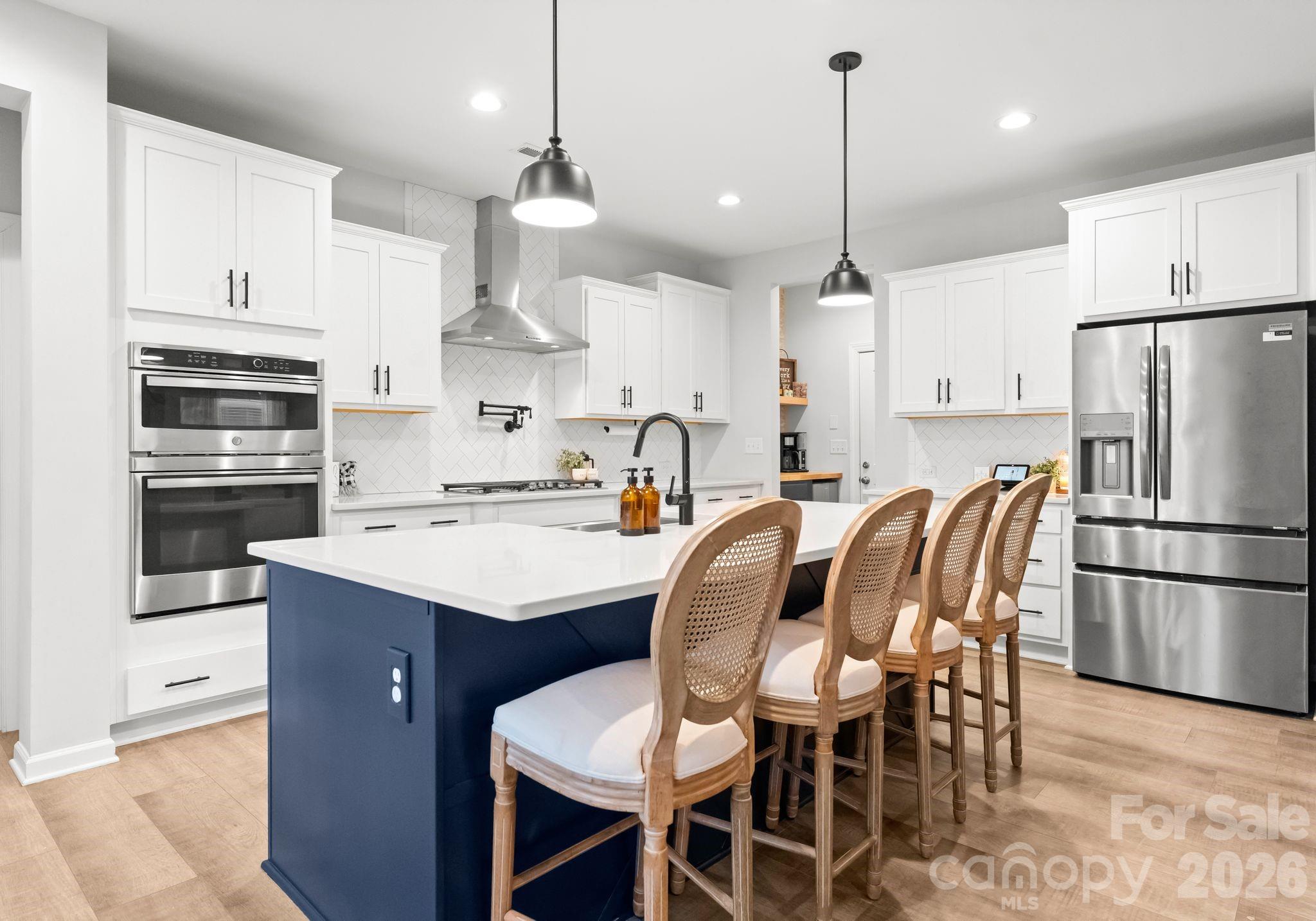 7017 Kingfisher Way — Belmont