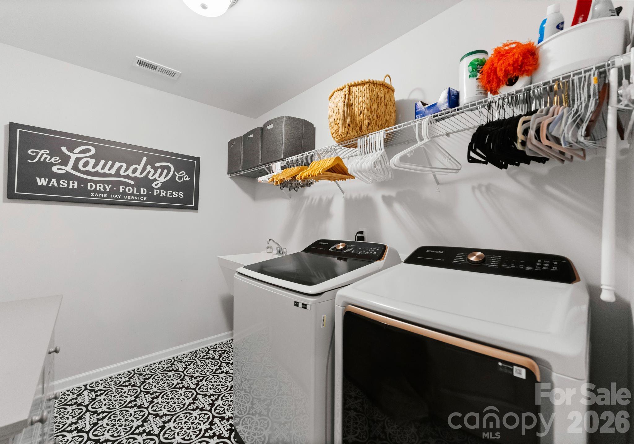 7017 Kingfisher Way — Belmont