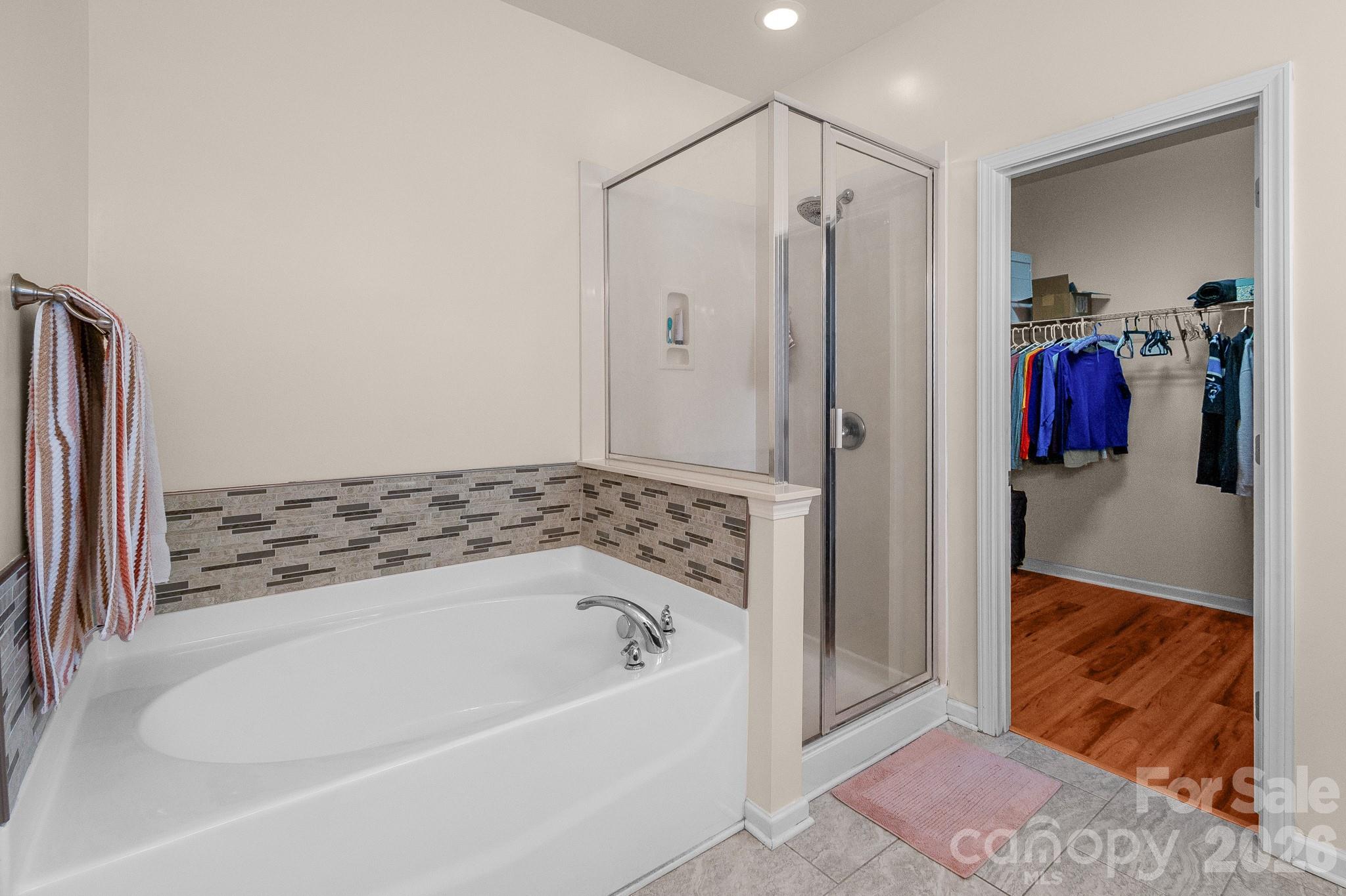 1710 Yellow Daisy Drive — Matthews