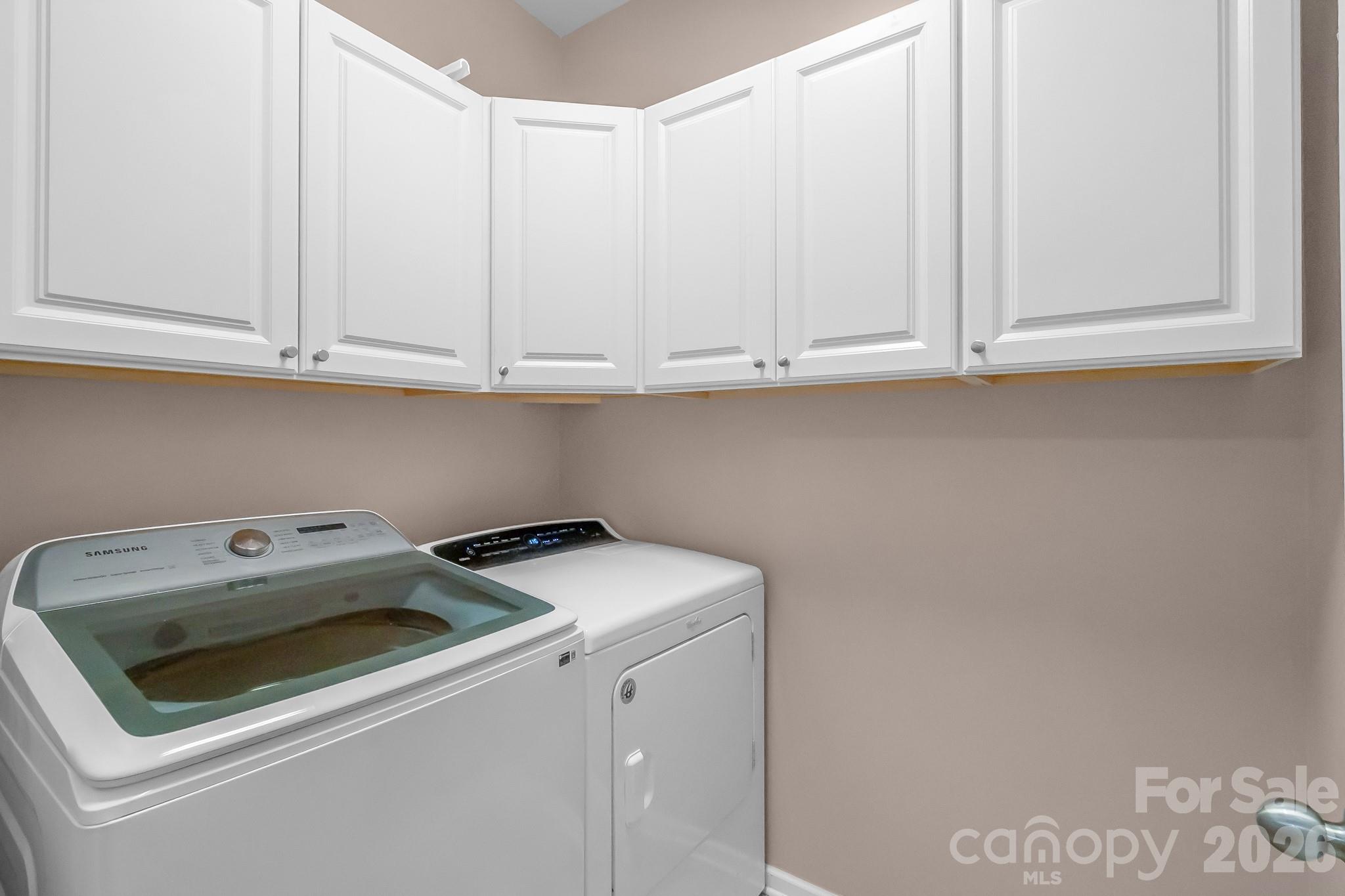 1710 Yellow Daisy Drive — Matthews