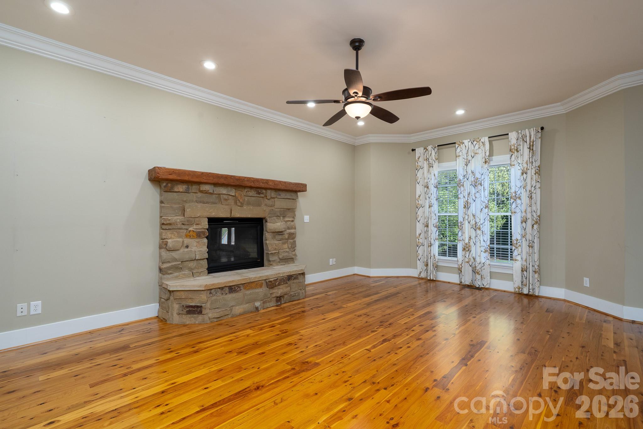 176 Spring Forest Drive — Statesville