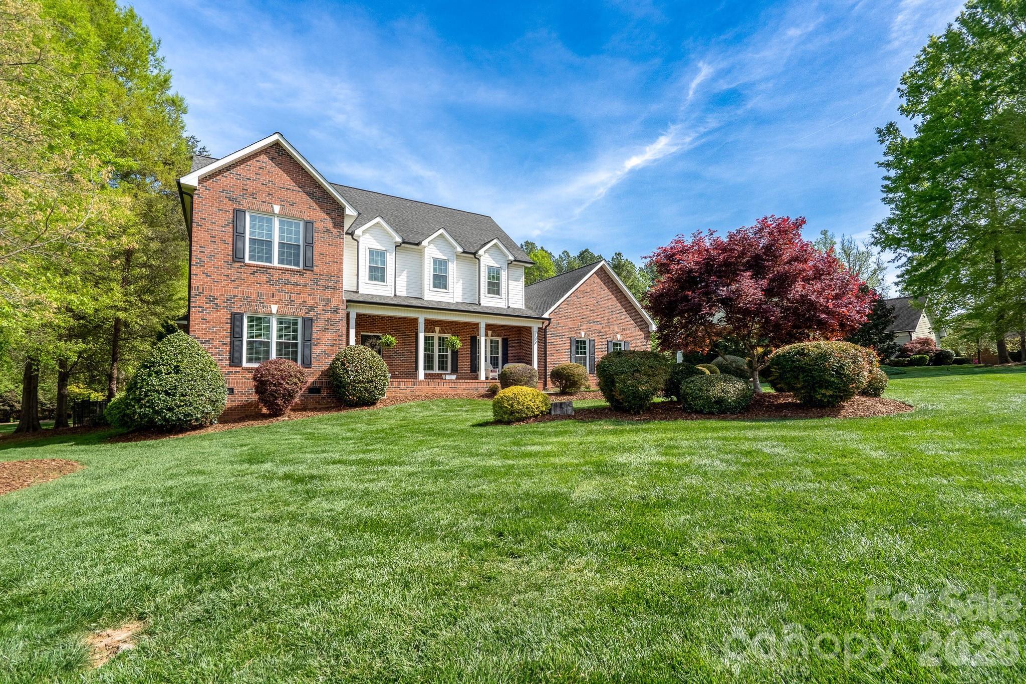 176 Spring Forest Drive — Statesville