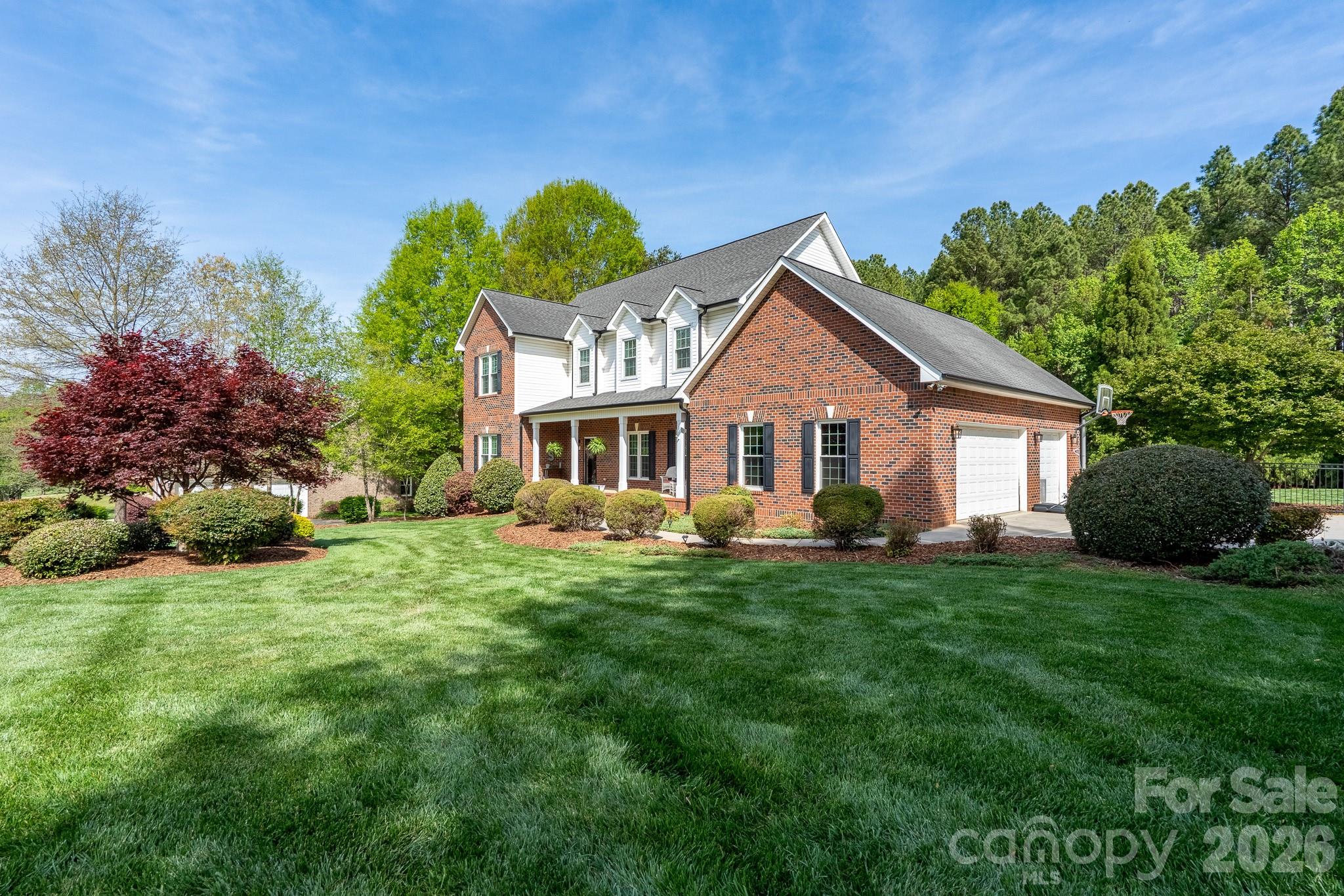176 Spring Forest Drive — Statesville