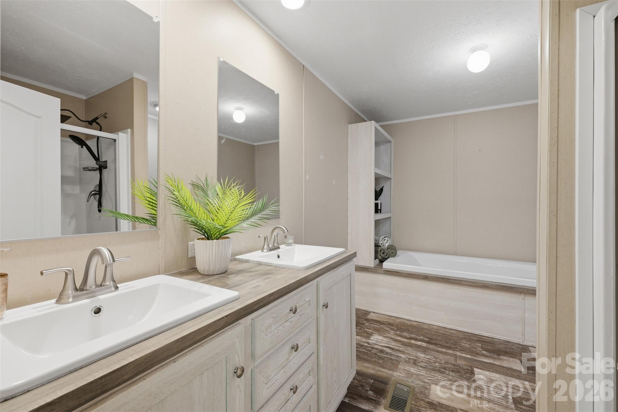 3958 Sulphur Springs Road — Hiddenite