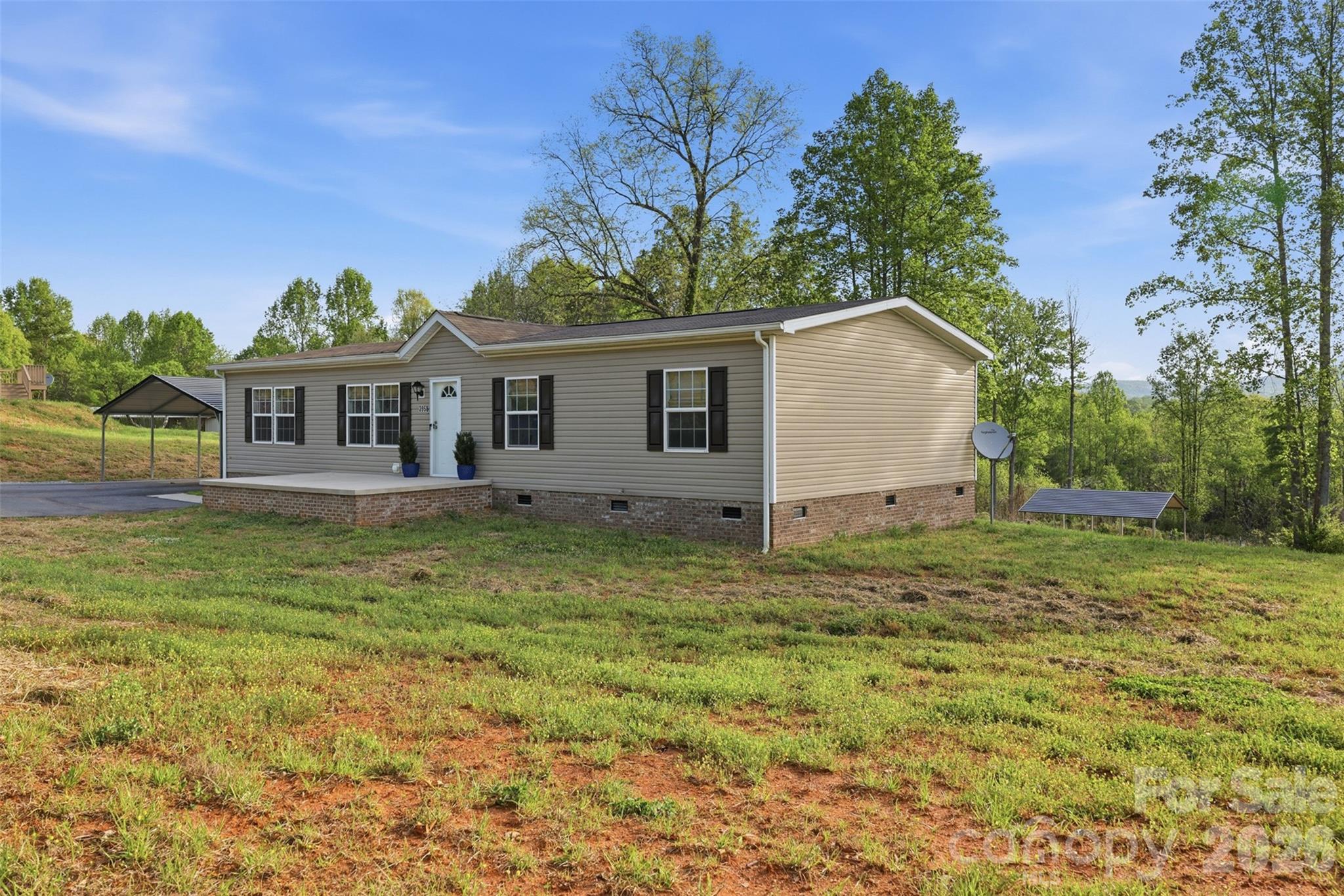 3958 Sulphur Springs Road — Hiddenite