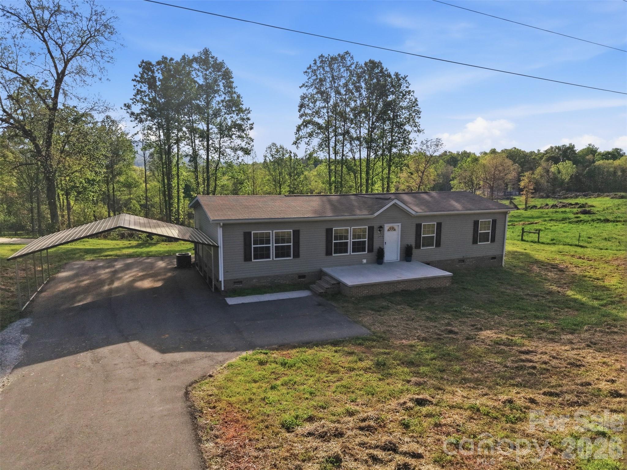 3958 Sulphur Springs Road — Hiddenite
