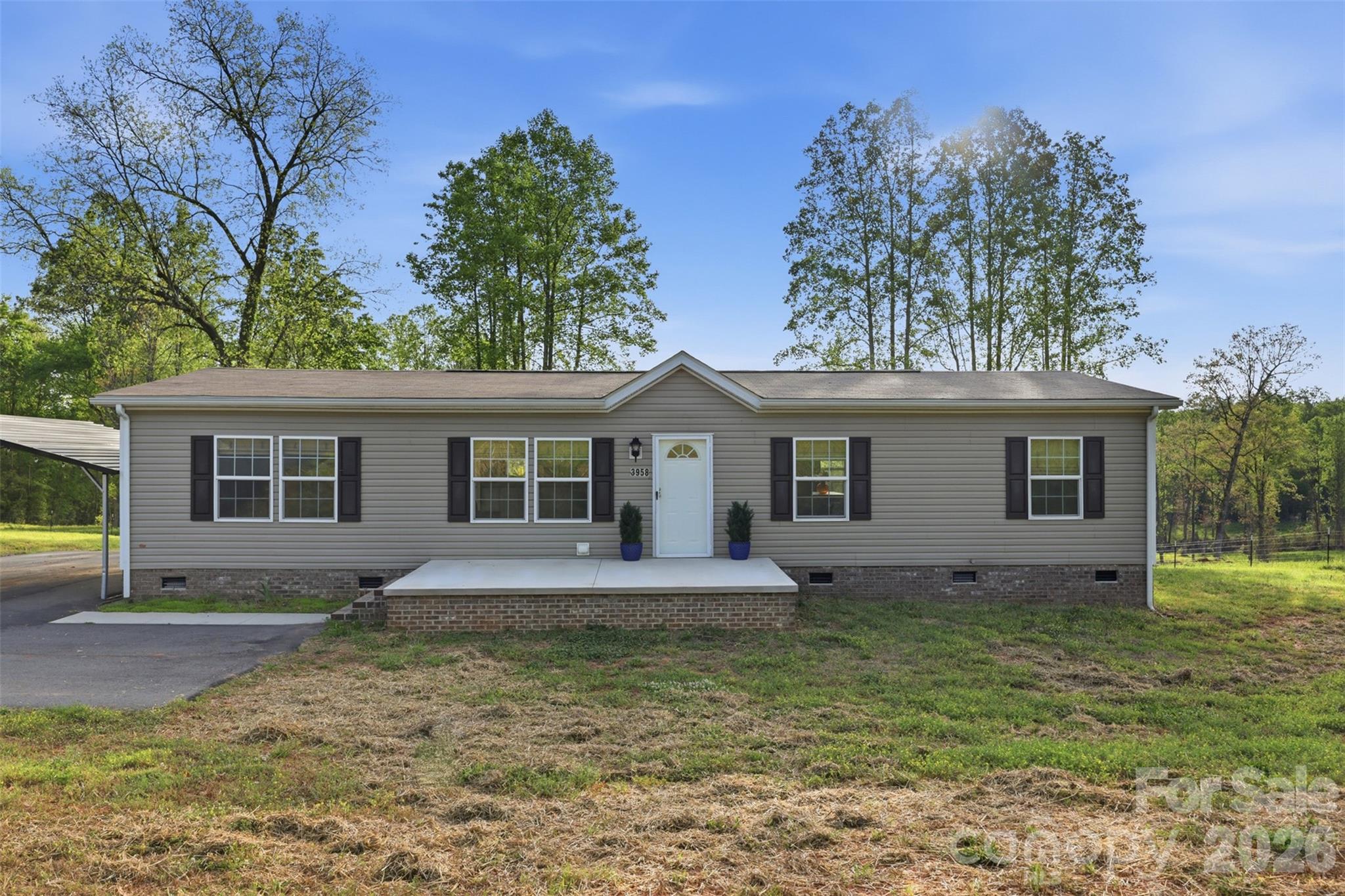 3958 Sulphur Springs Road — Hiddenite
