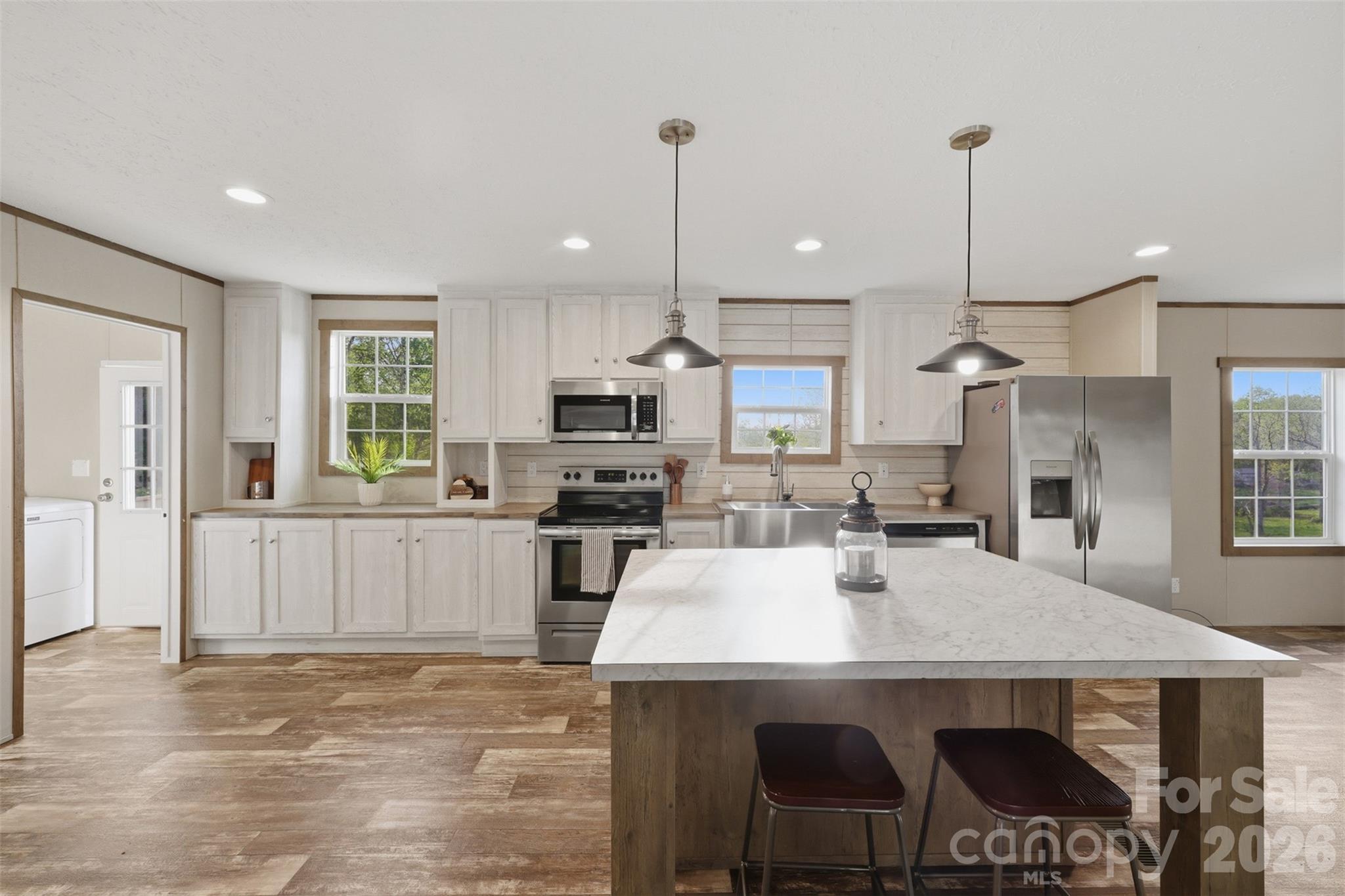 3958 Sulphur Springs Road — Hiddenite