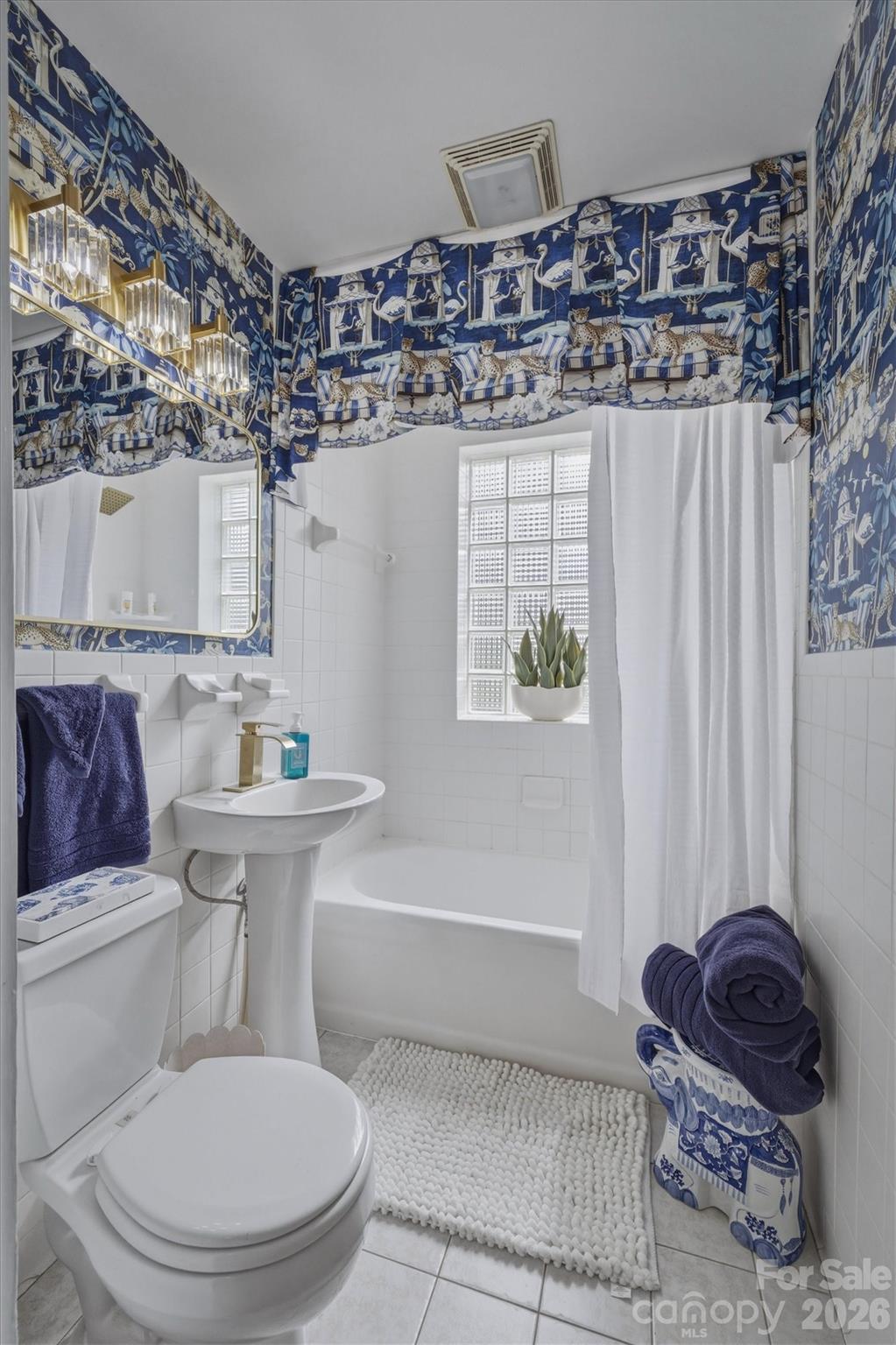 406 N Green Street — Morganton