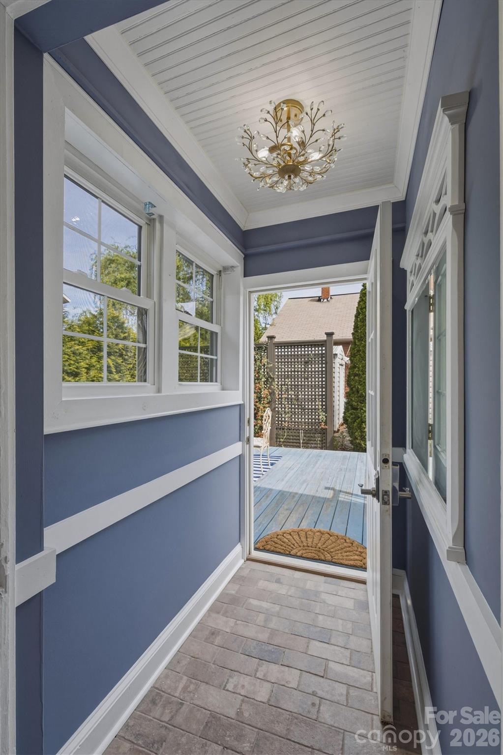 406 N Green Street — Morganton
