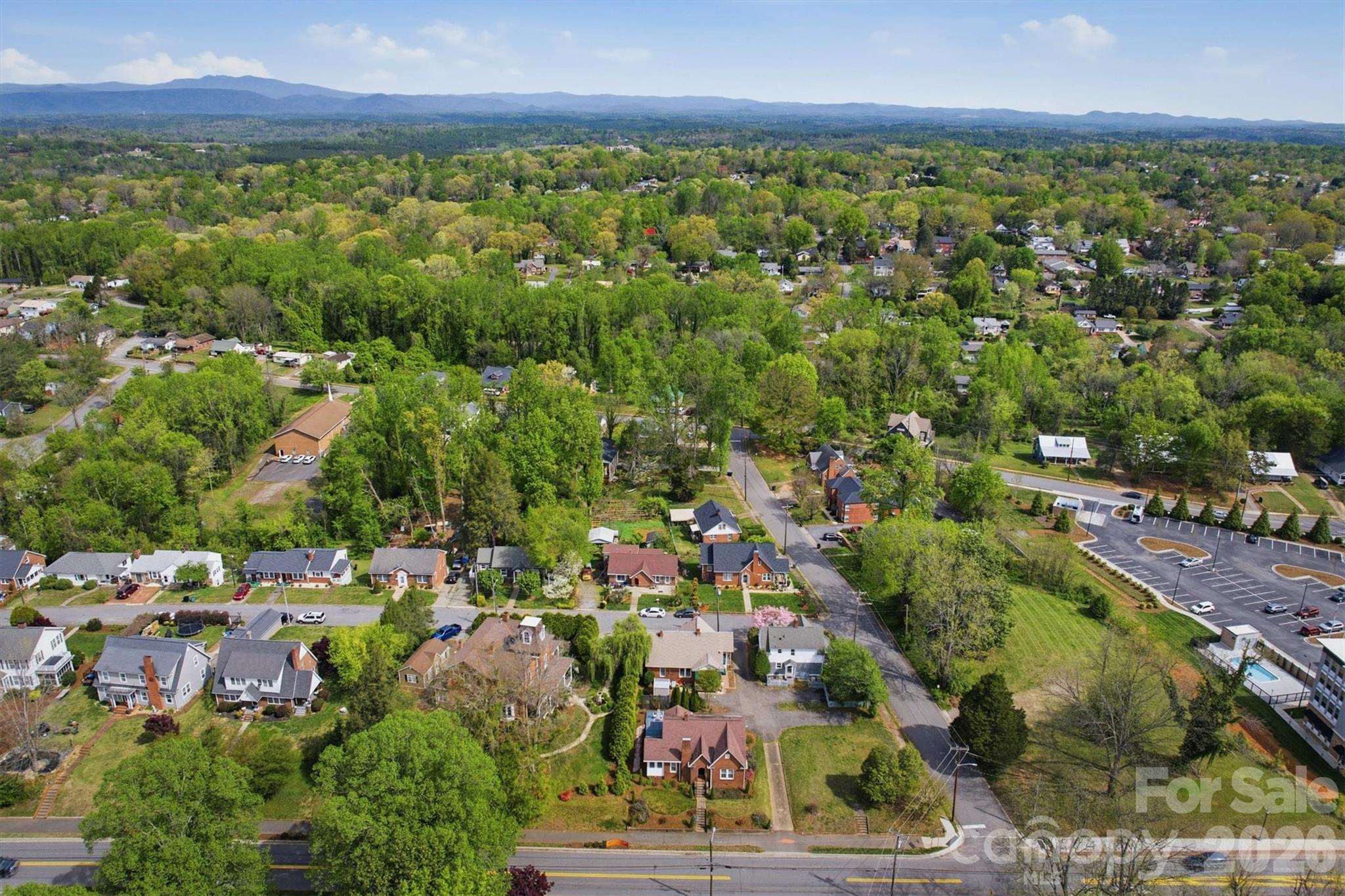 406 N Green Street — Morganton