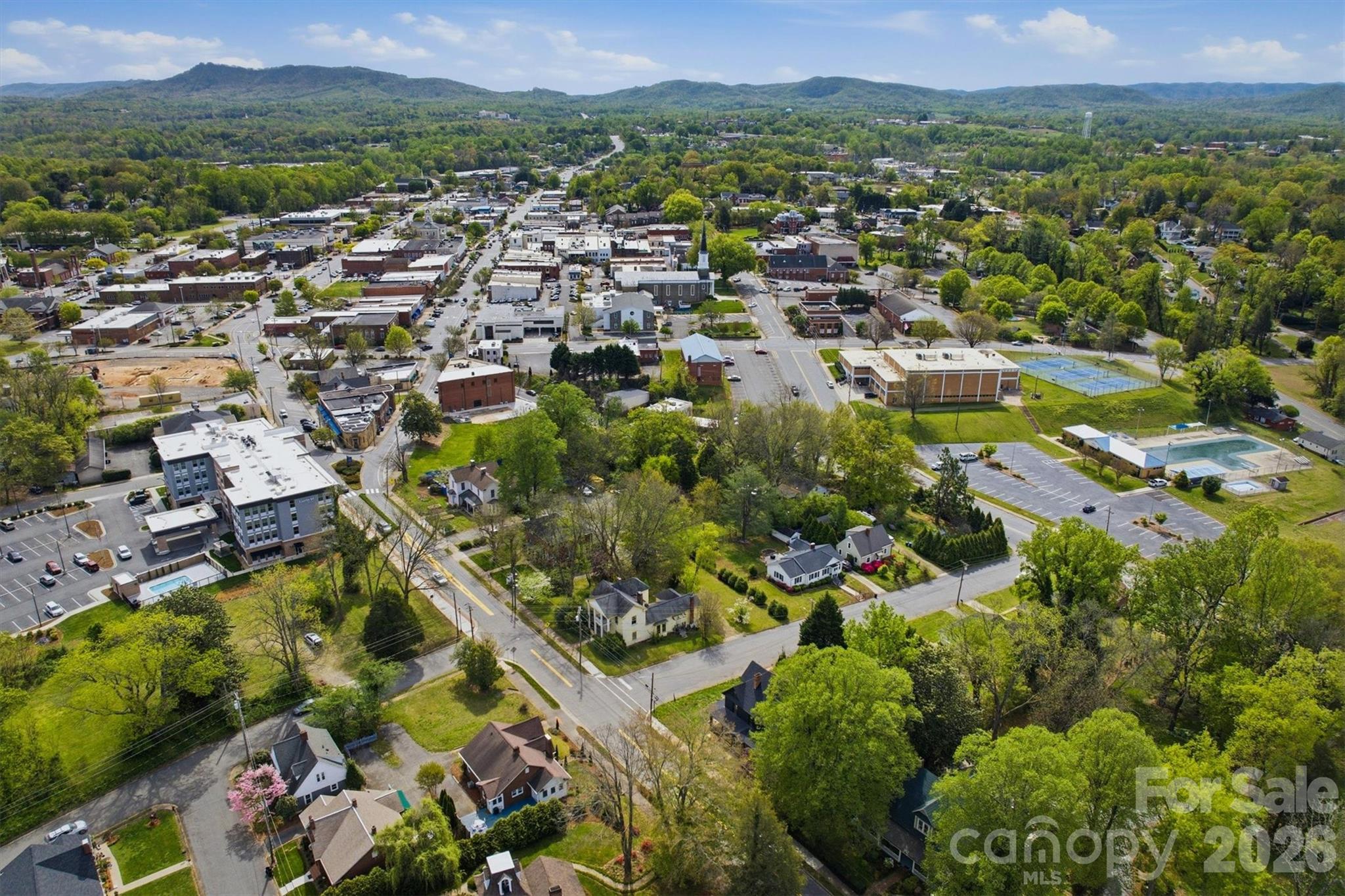 406 N Green Street — Morganton