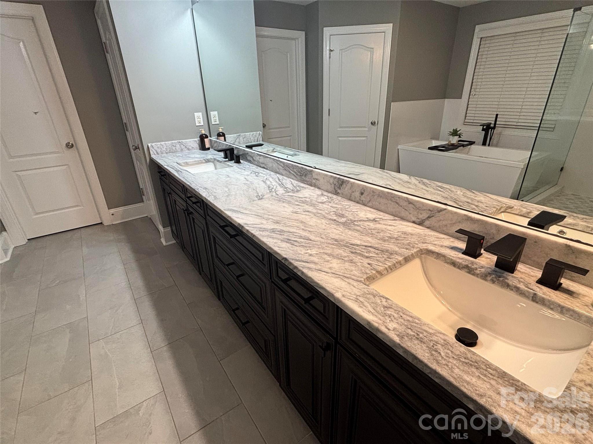 3928 Widgeon Way — Waxhaw