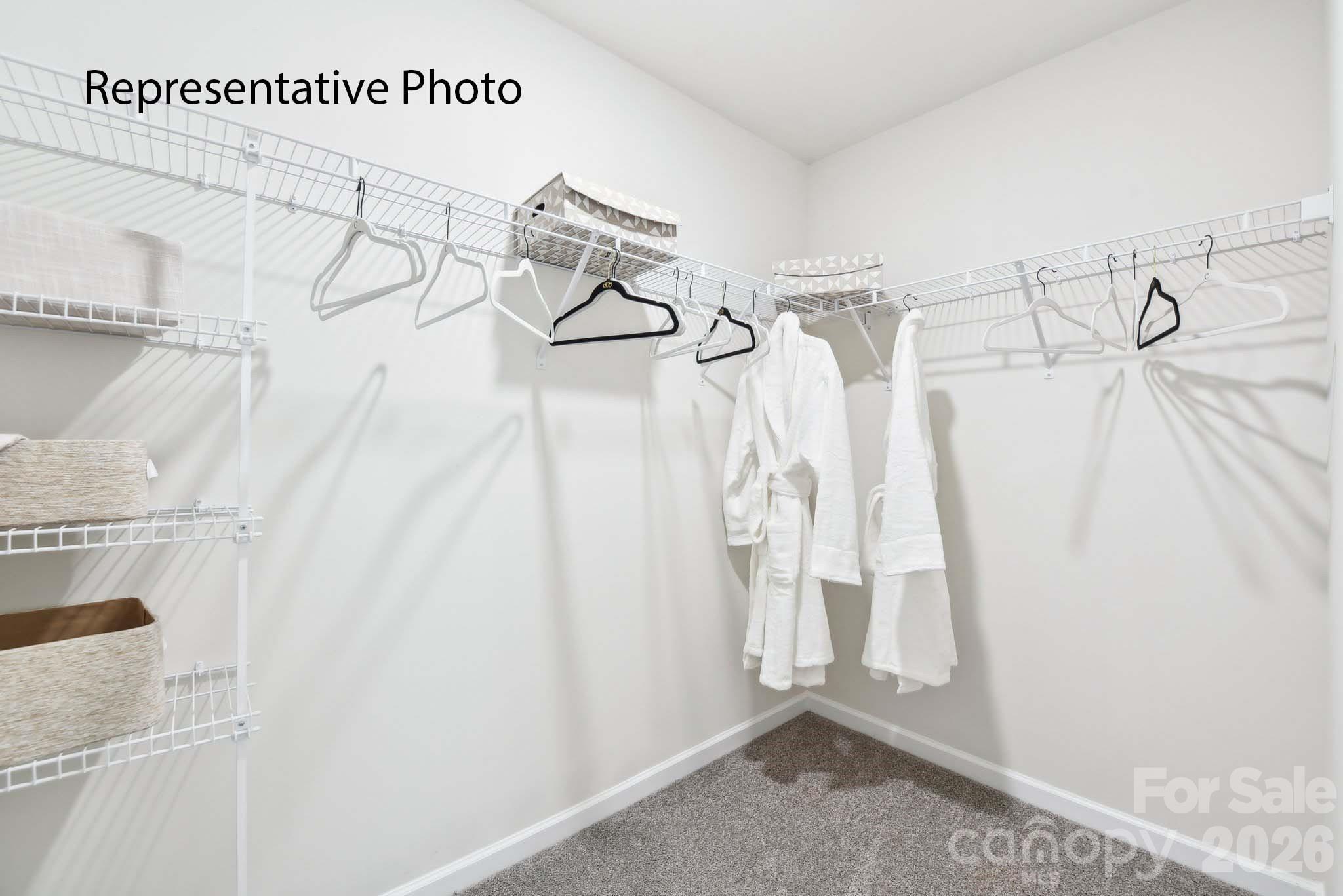 556 N Sparkleberry Street — Chester