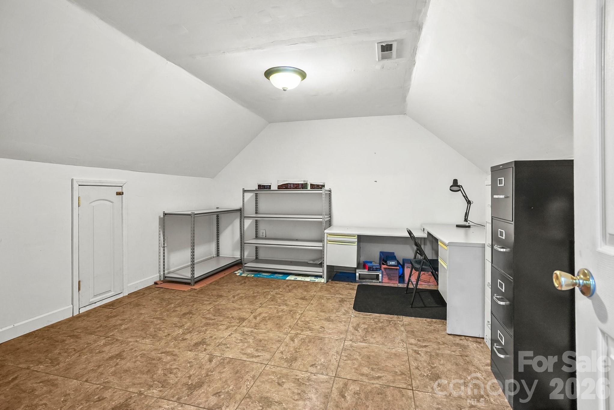 4376 Scenic View Court — Iron Station