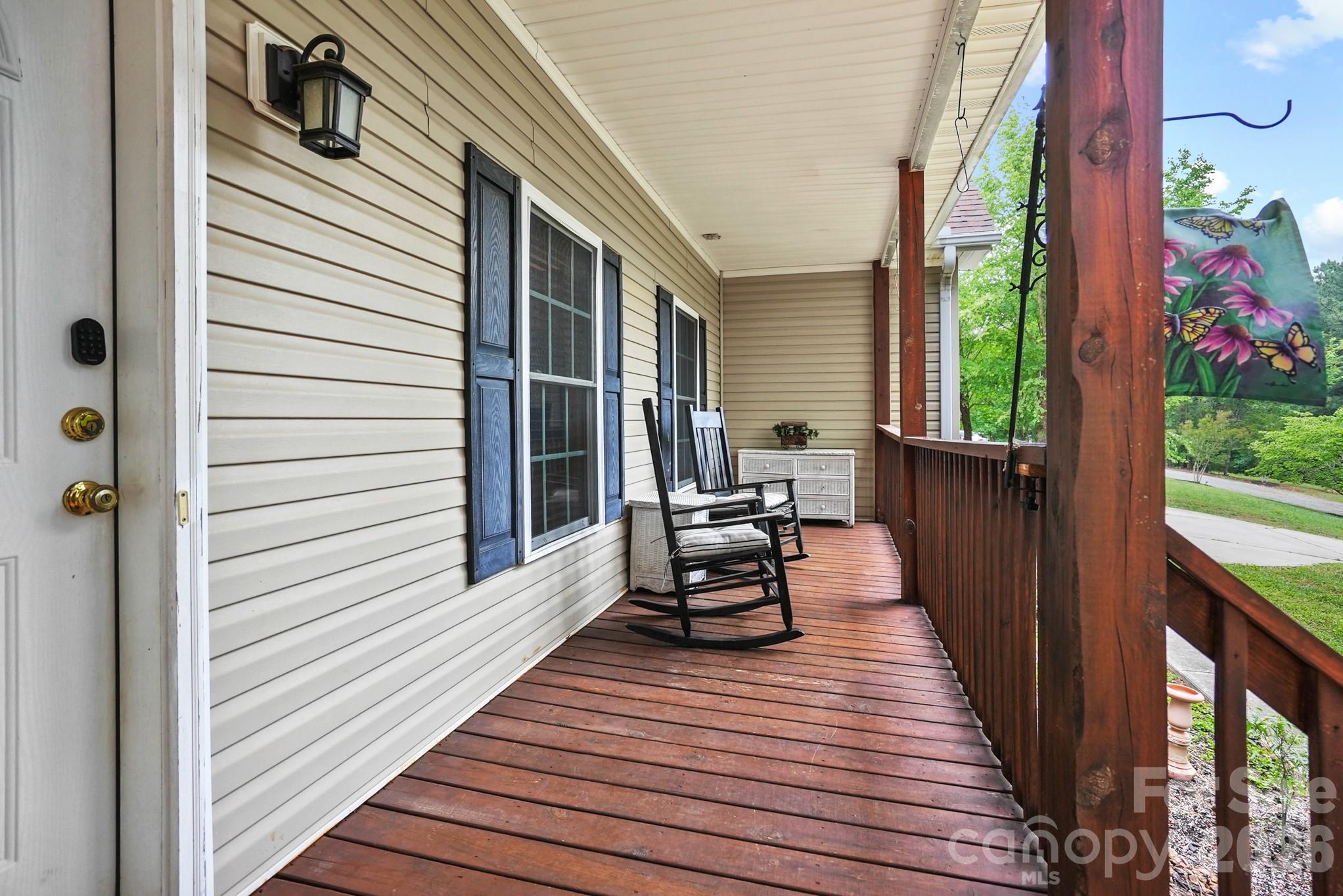 4376 Scenic View Court — Iron Station