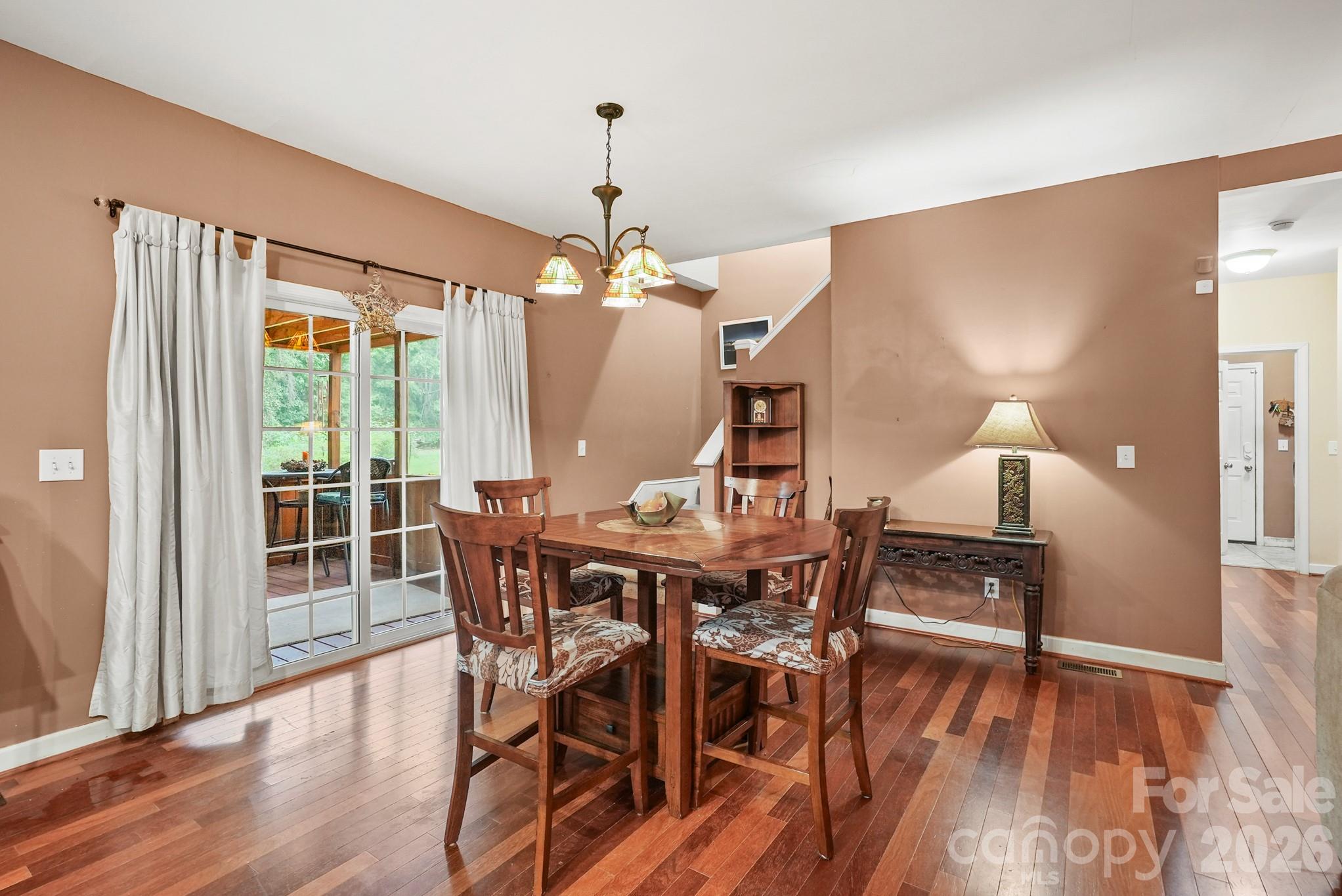 4376 Scenic View Court — Iron Station