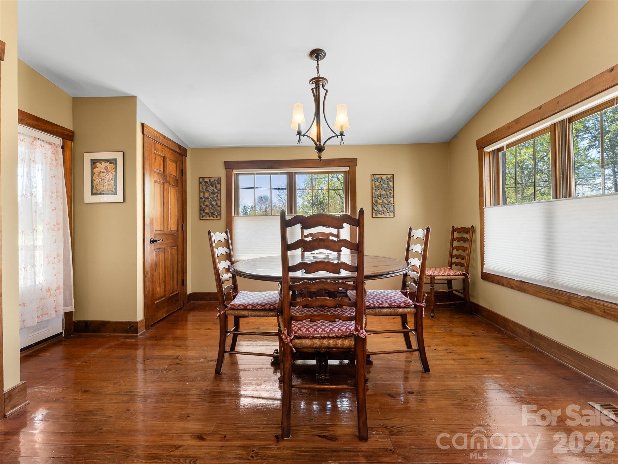 60 W Morgan Street — Brevard