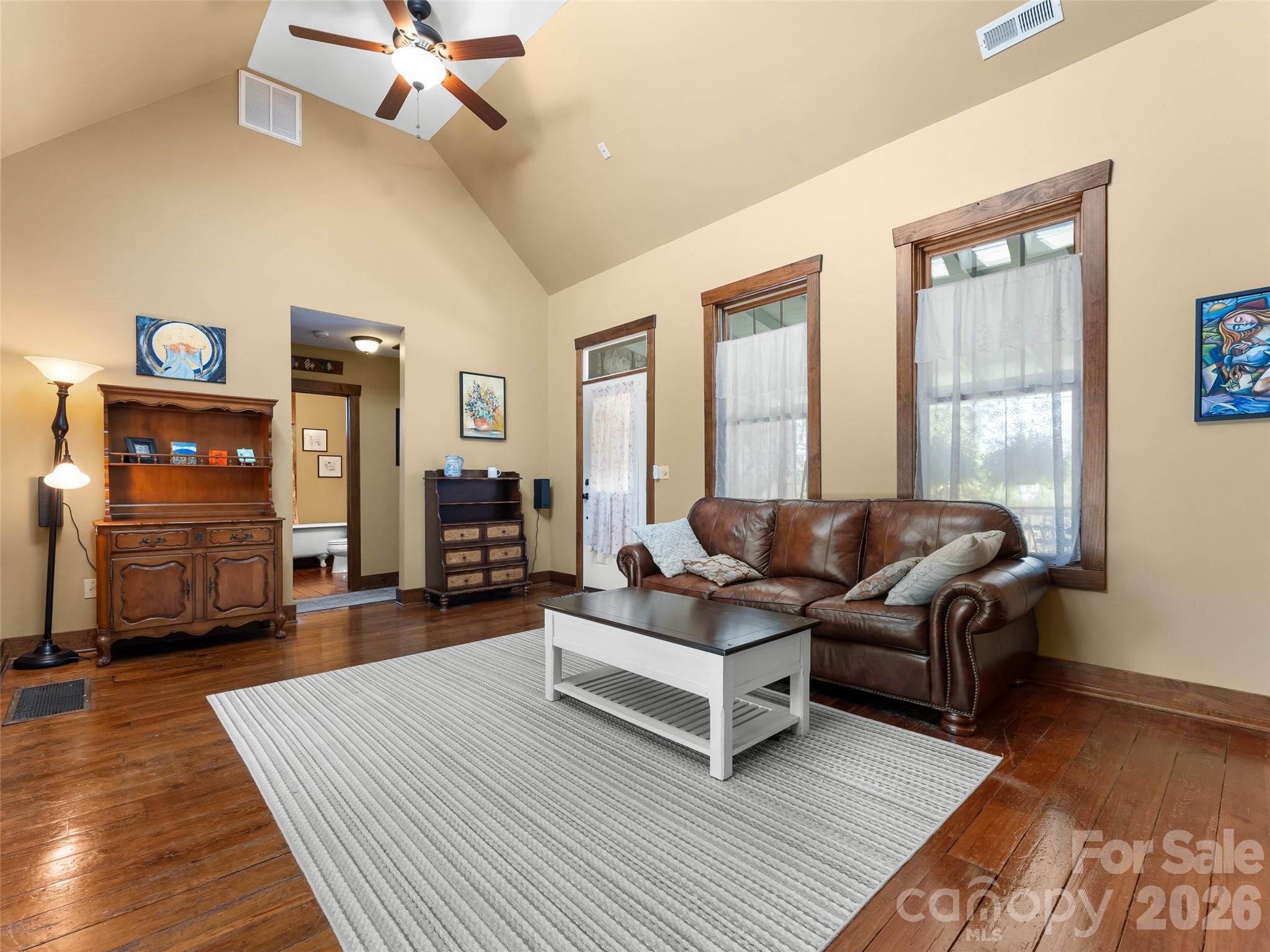 60 W Morgan Street — Brevard