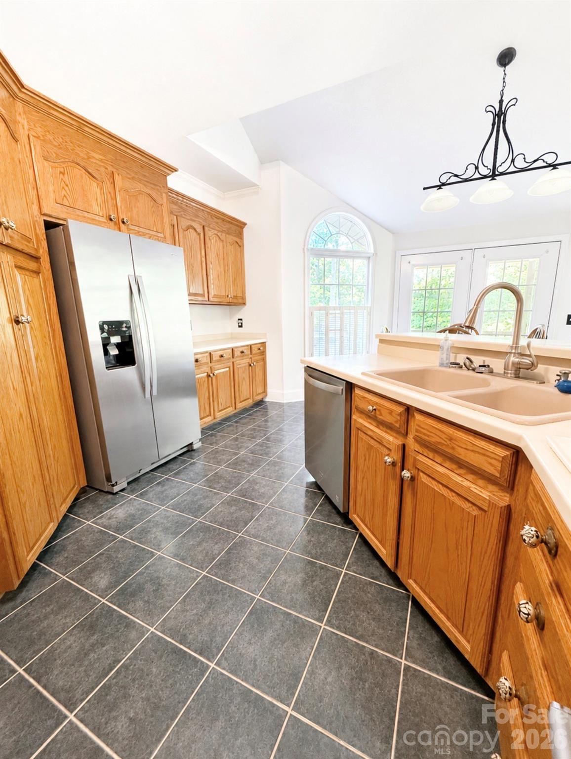 5406 Club View Drive — Concord