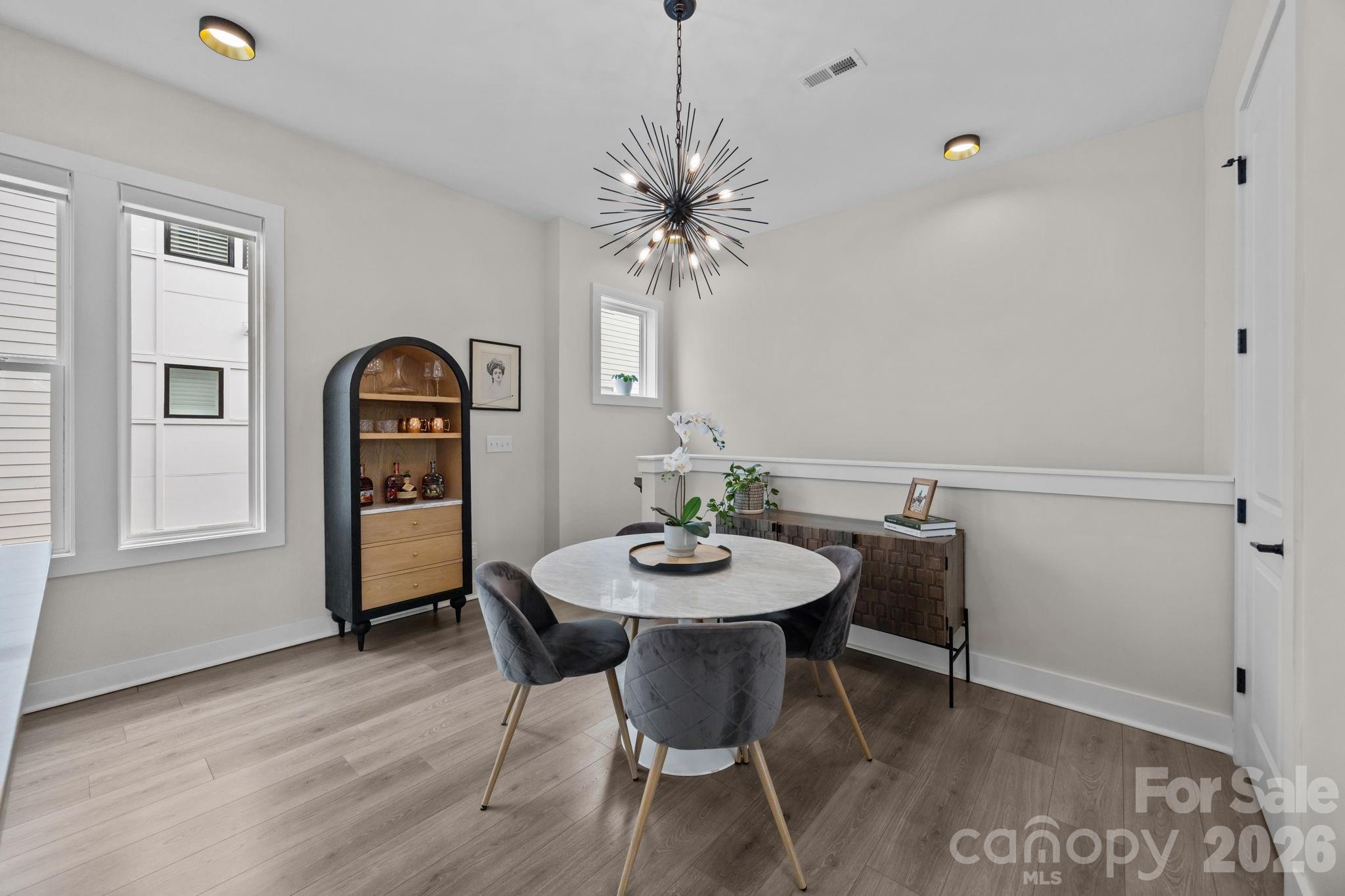513 Strong Avenue — Charlotte