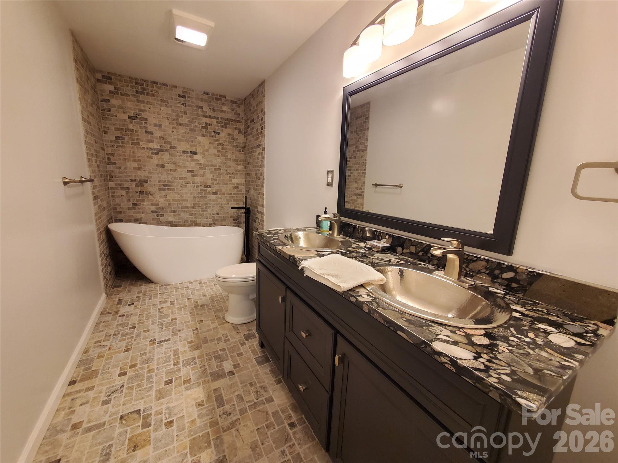 294 Martha Drive — Spruce Pine