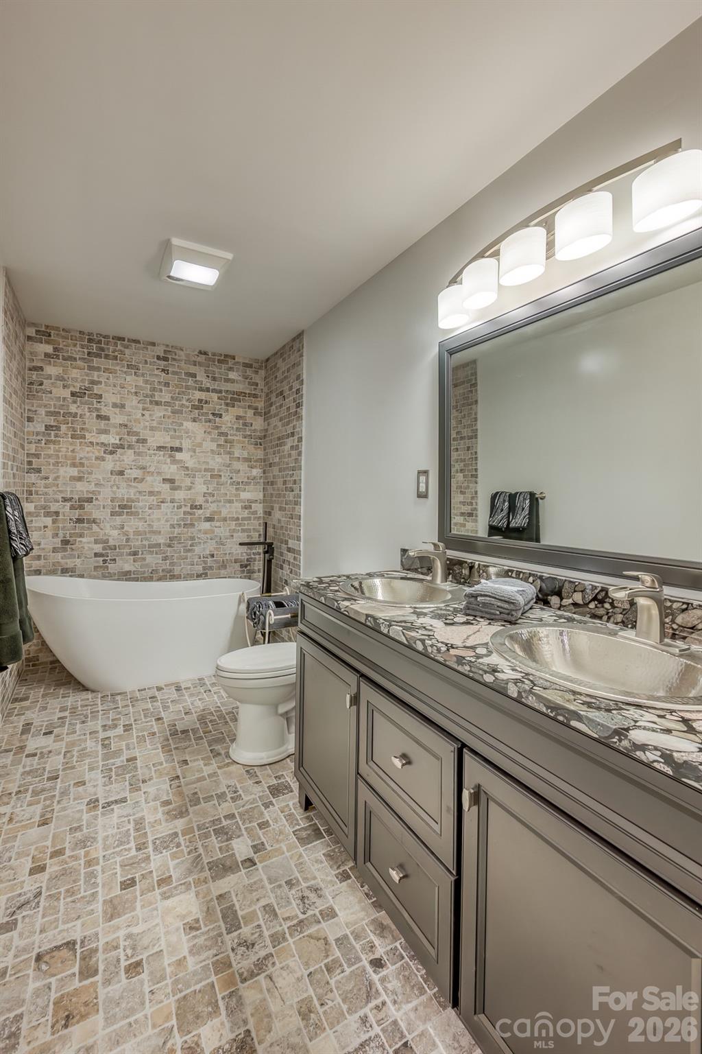 294 Martha Drive — Spruce Pine