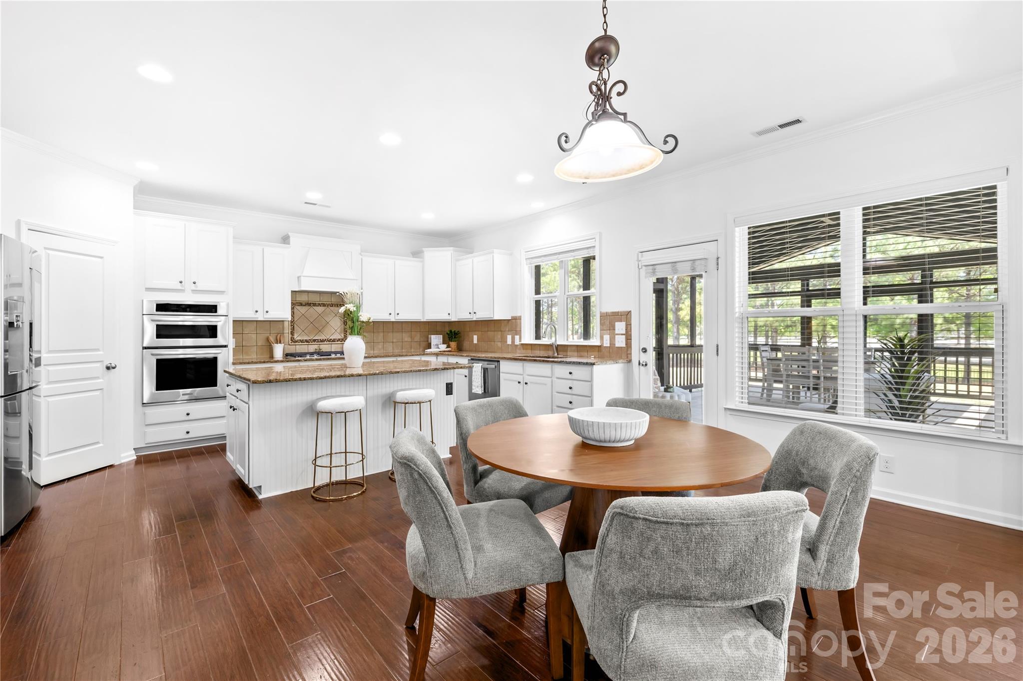 2805 Julian Glen Circle — Waxhaw