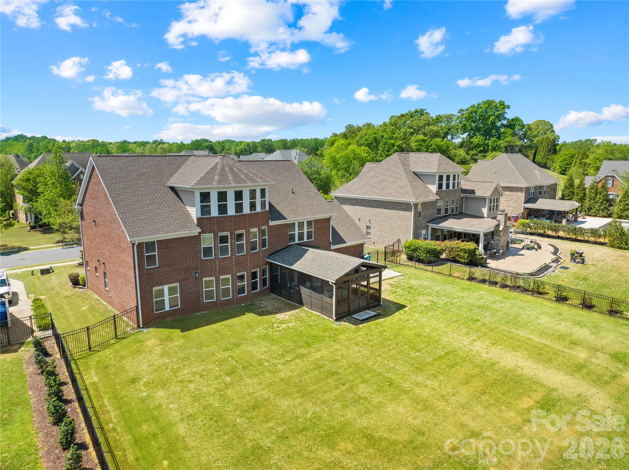 2805 Julian Glen Circle — Waxhaw