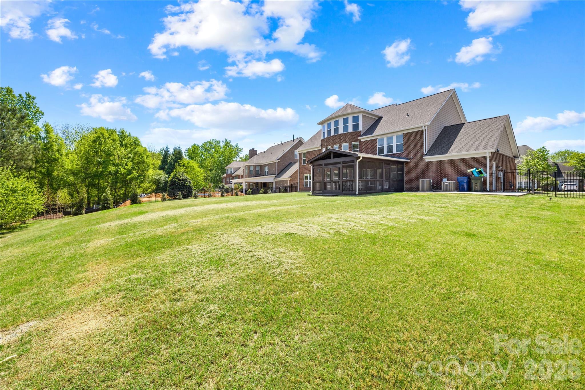 2805 Julian Glen Circle — Waxhaw