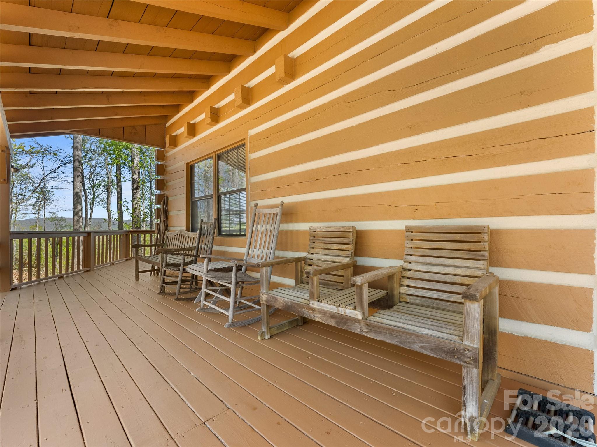 178 Tablerock Drive — Saluda