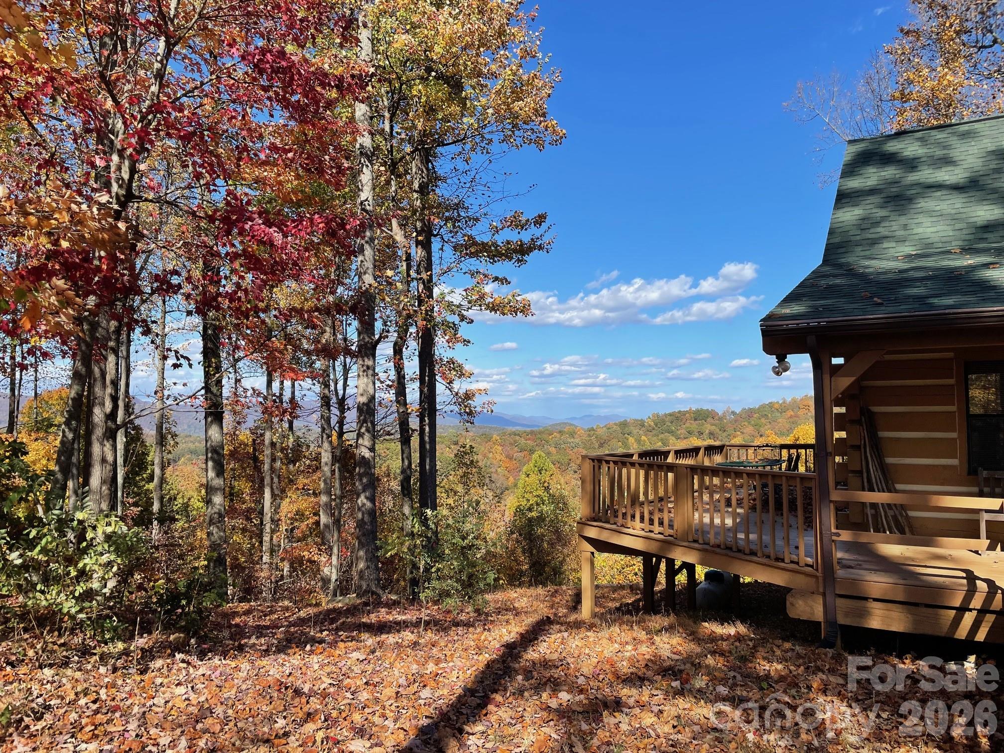 178 Tablerock Drive — Saluda