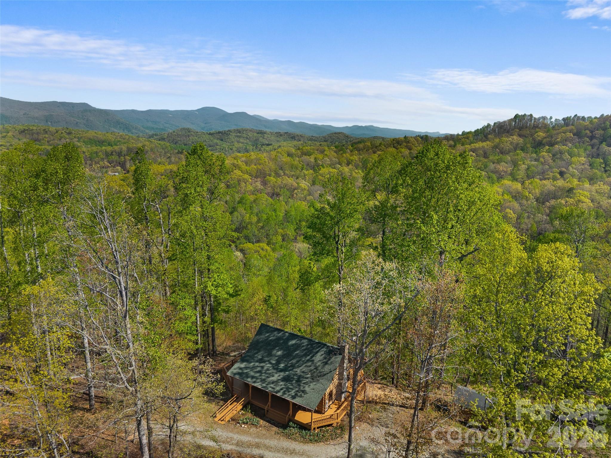 178 Tablerock Drive — Saluda