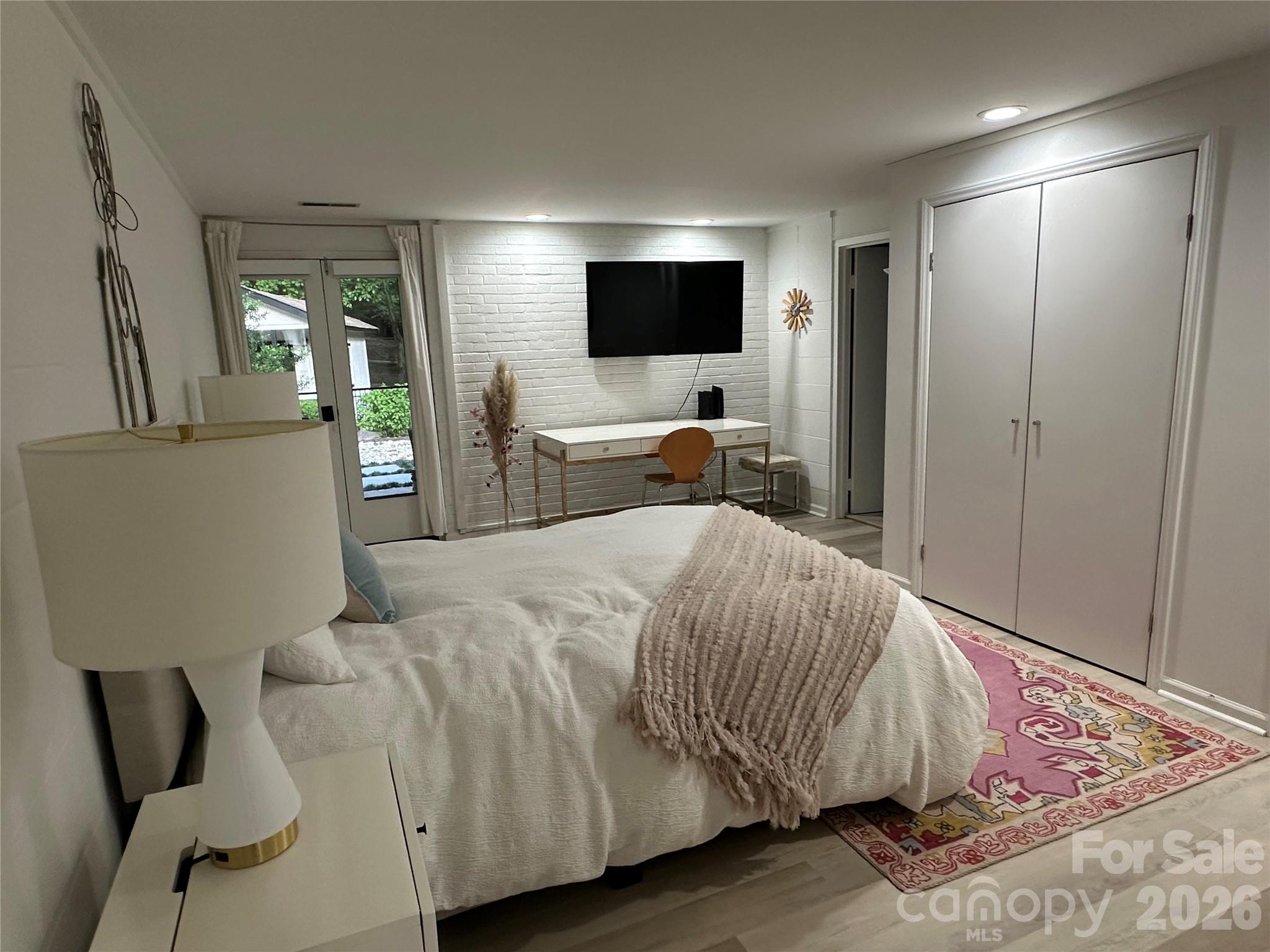 3316 Johnny Cake Lane — Charlotte