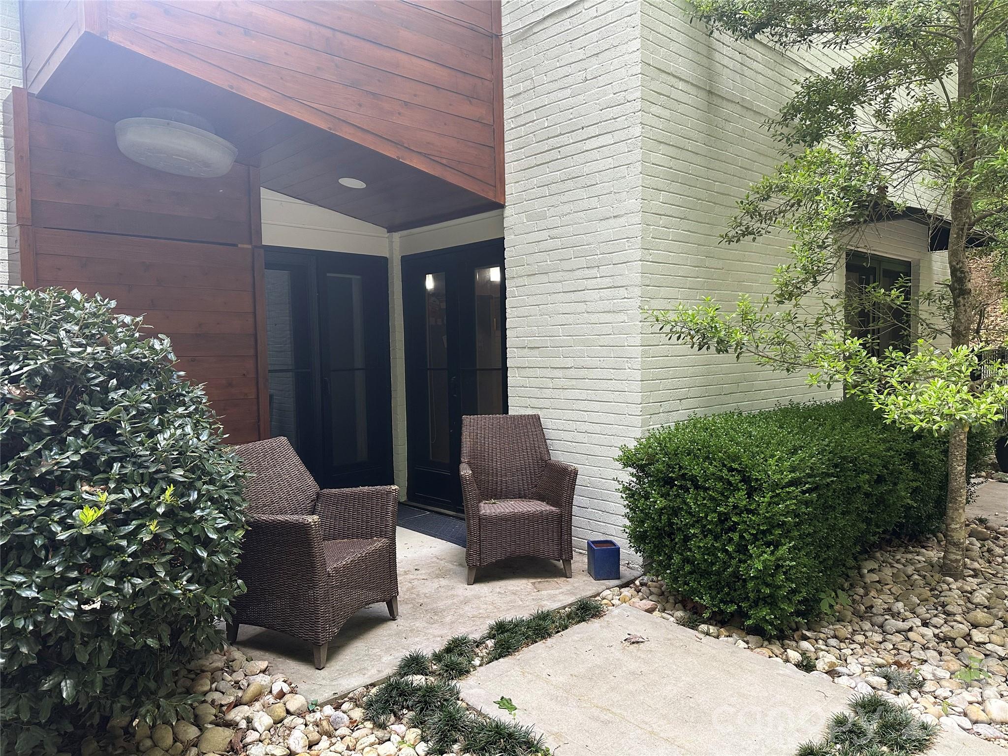 3316 Johnny Cake Lane — Charlotte