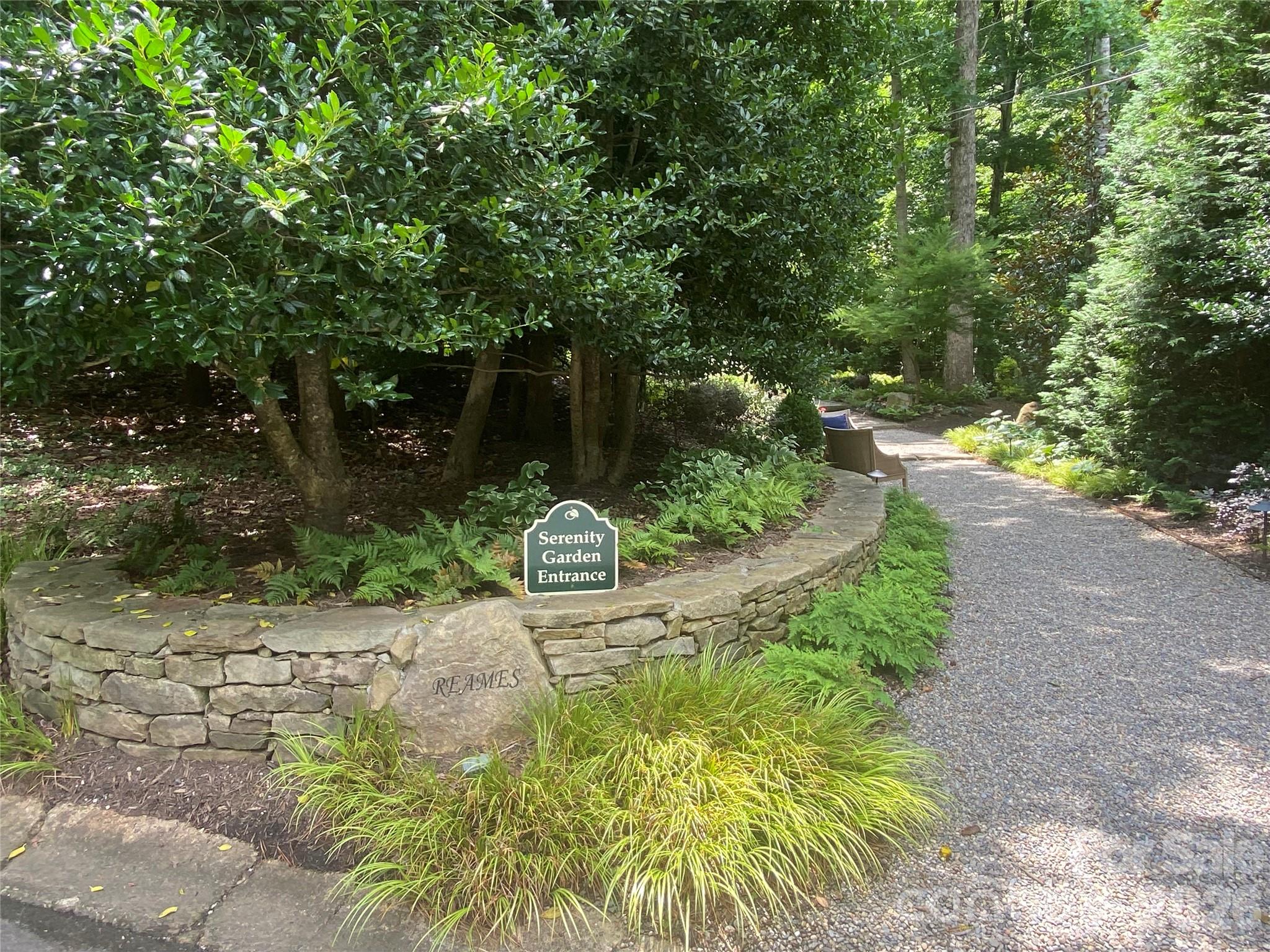 3316 Johnny Cake Lane — Charlotte