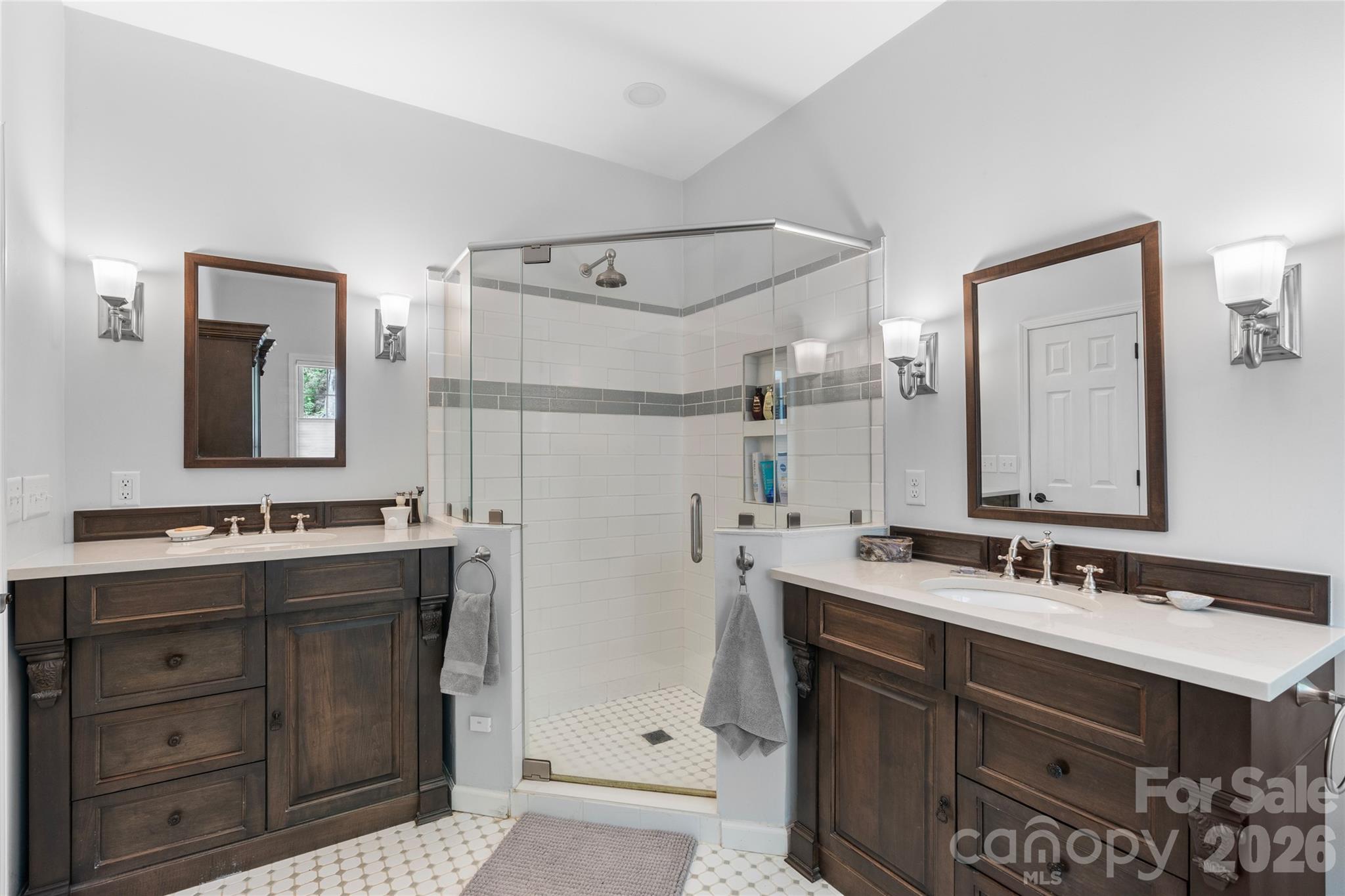 20 Bent Oak Lane — Asheville