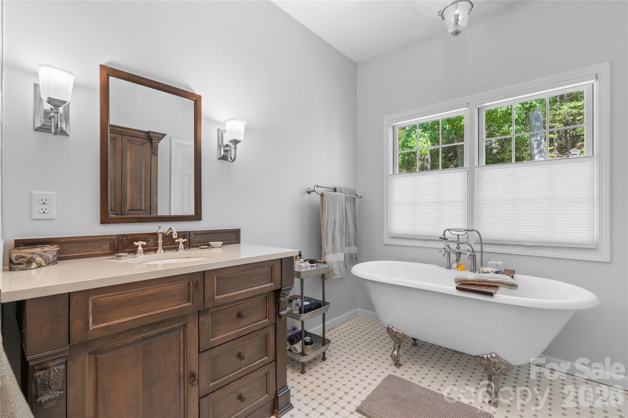 20 Bent Oak Lane — Asheville