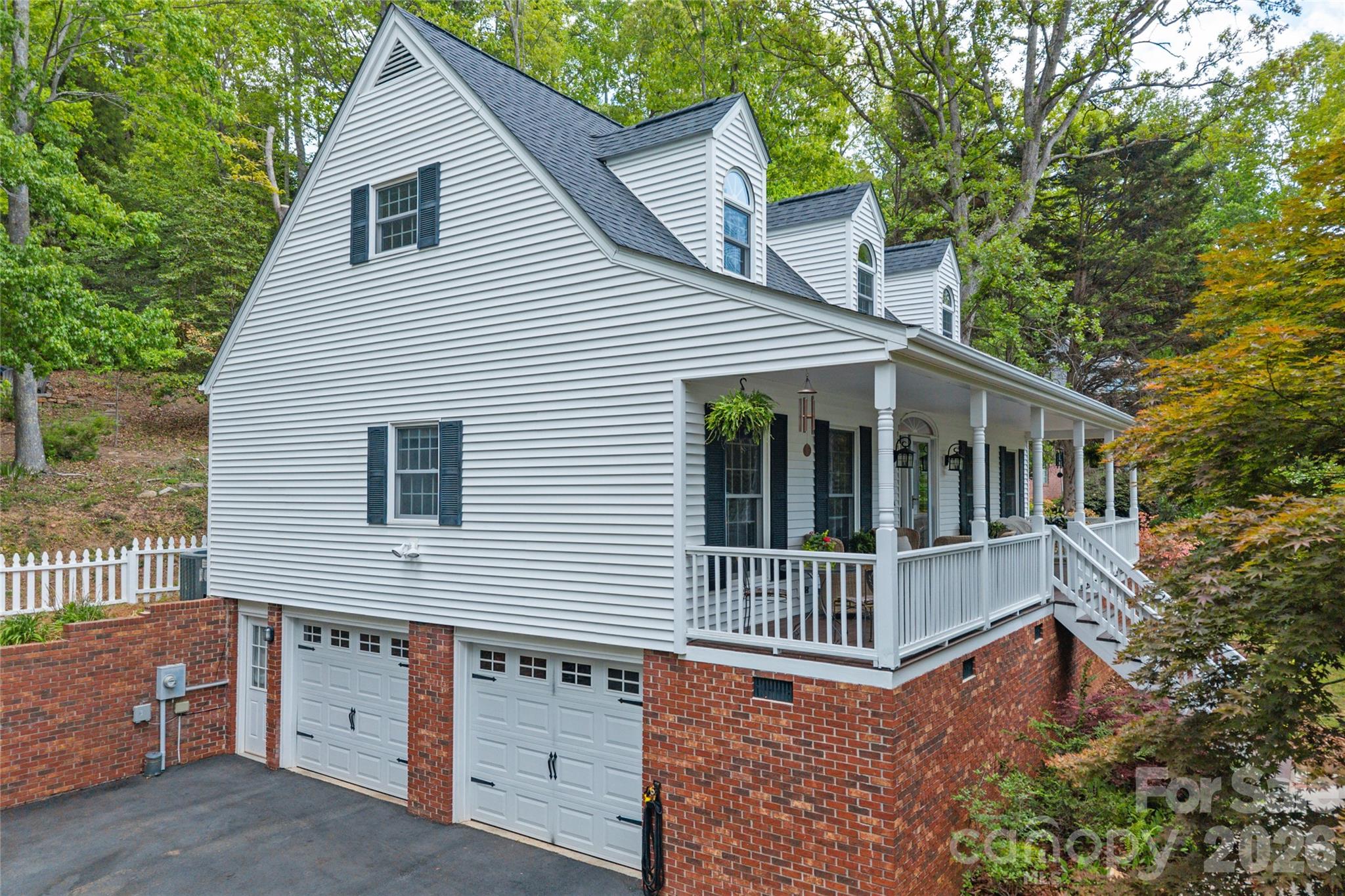 20 Bent Oak Lane — Asheville