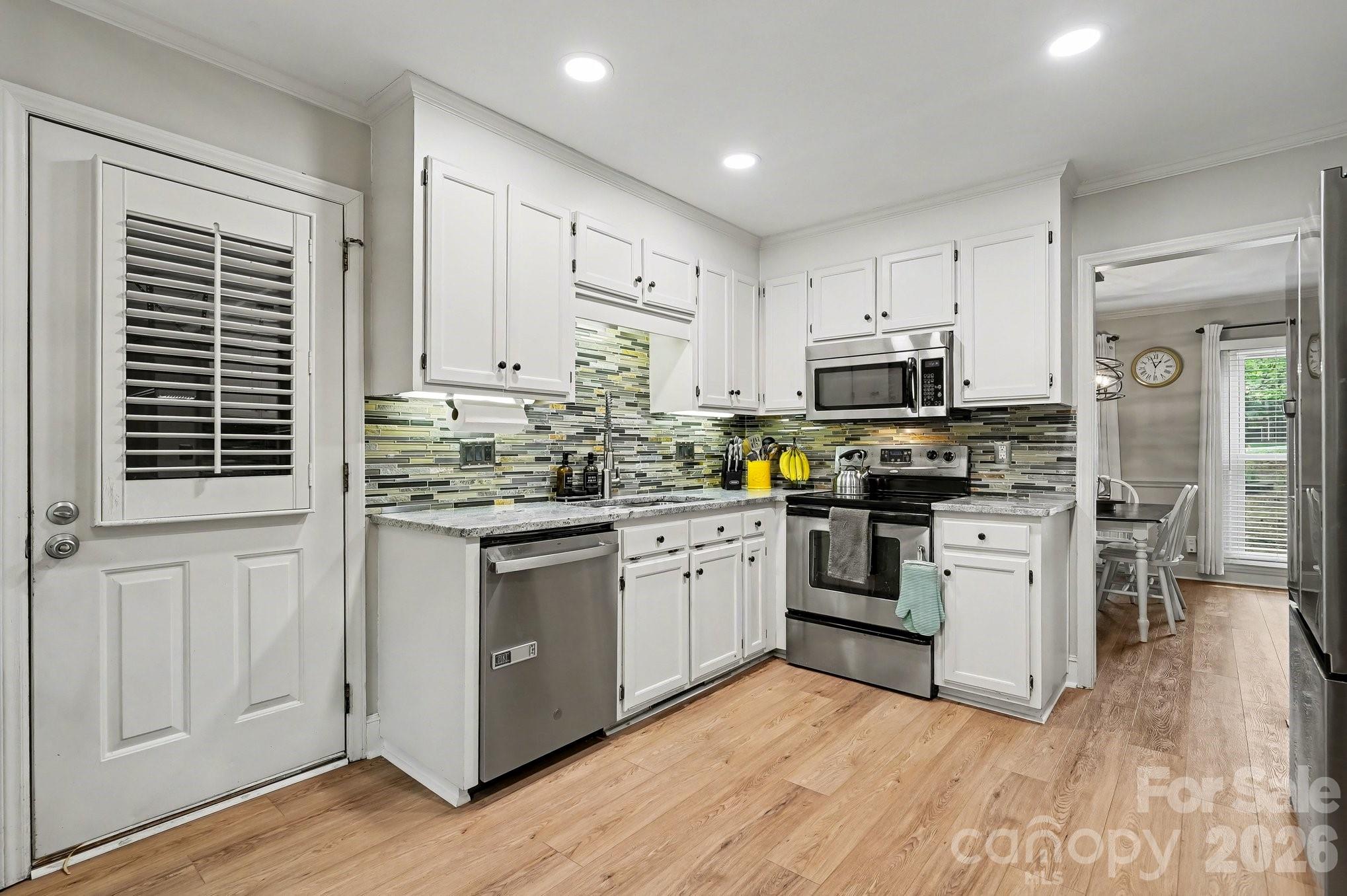 8637 Quarters Lane — Mint Hill