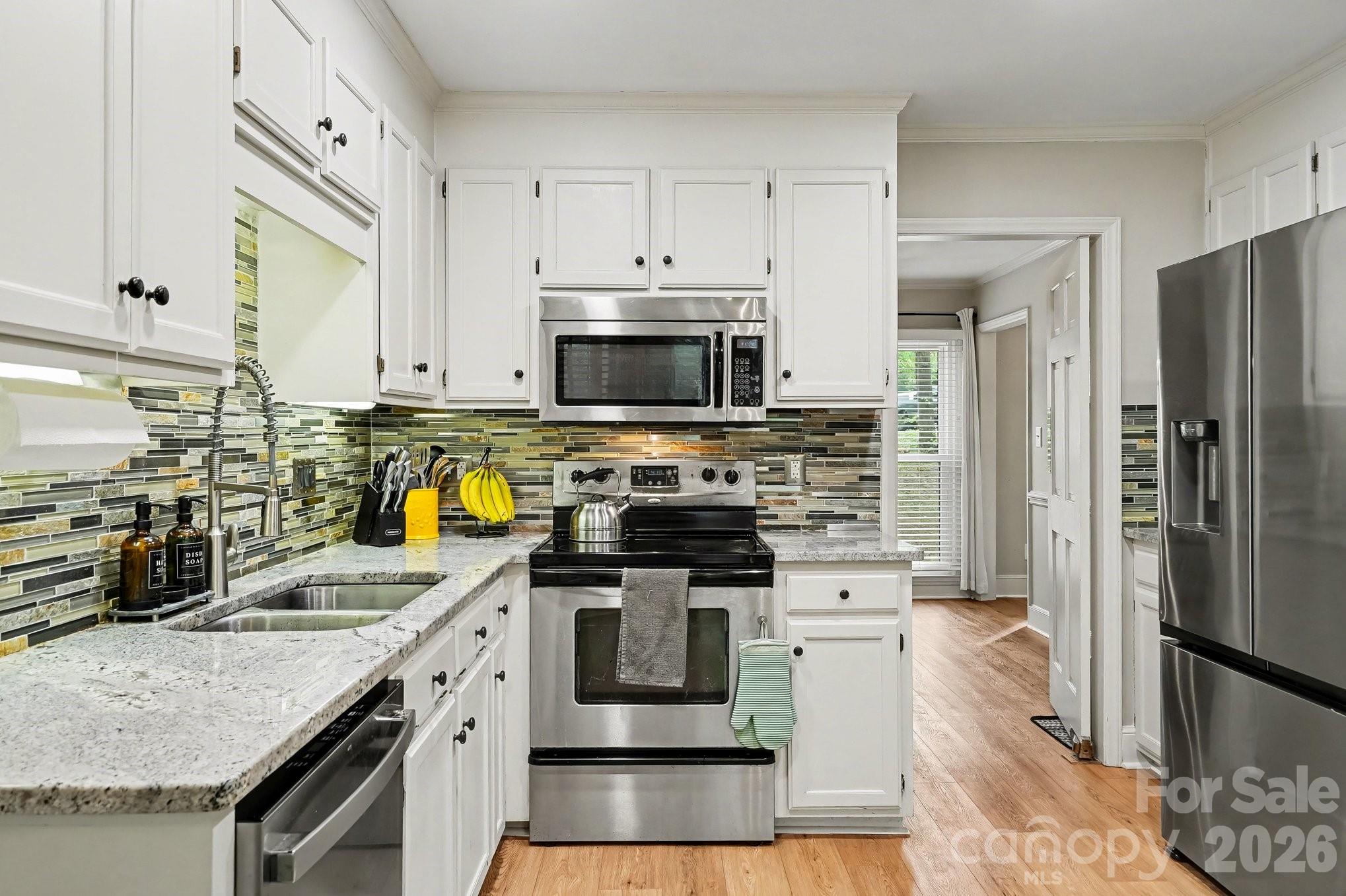 8637 Quarters Lane — Mint Hill