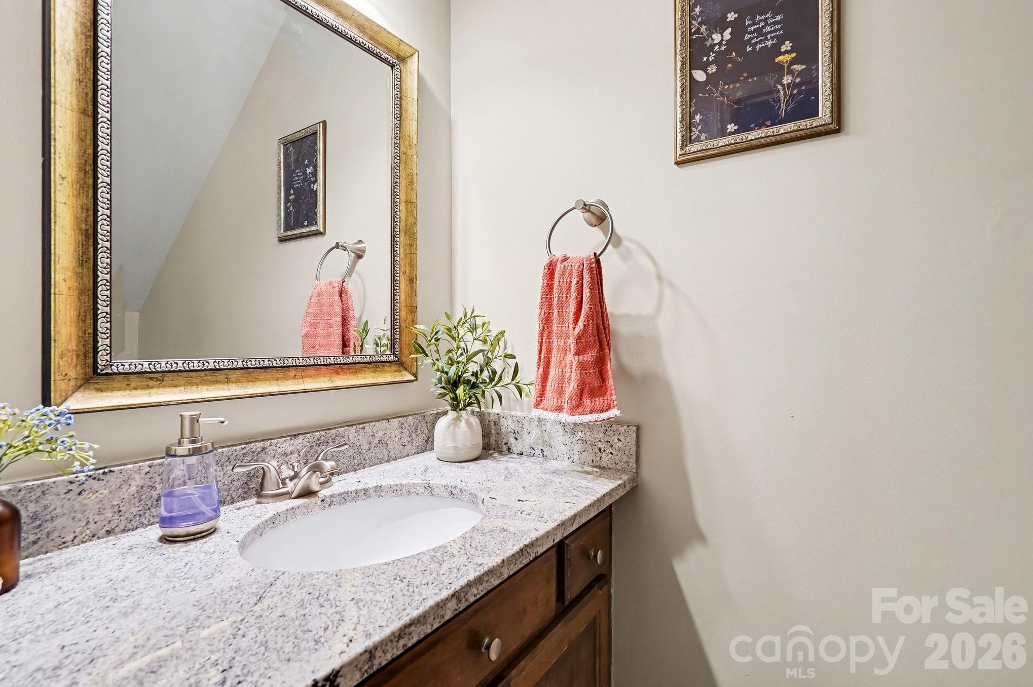 8637 Quarters Lane — Mint Hill