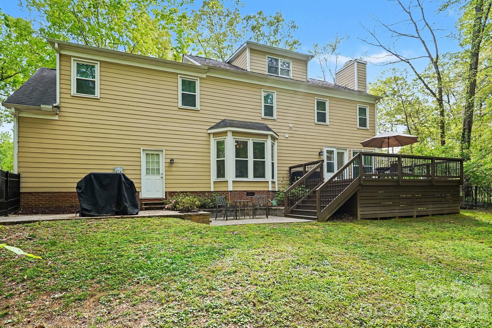 8637 Quarters Lane — Mint Hill
