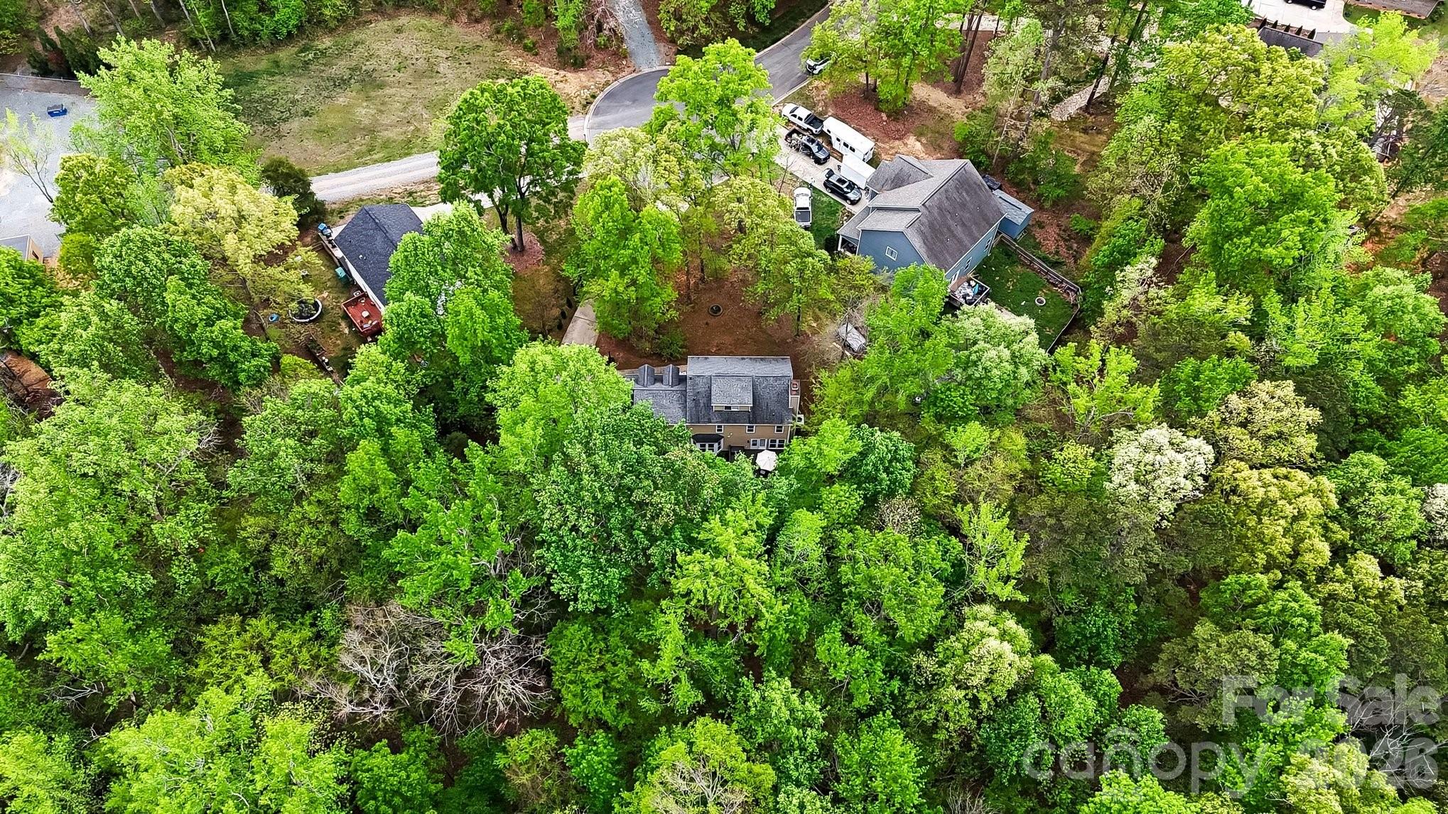 8637 Quarters Lane — Mint Hill