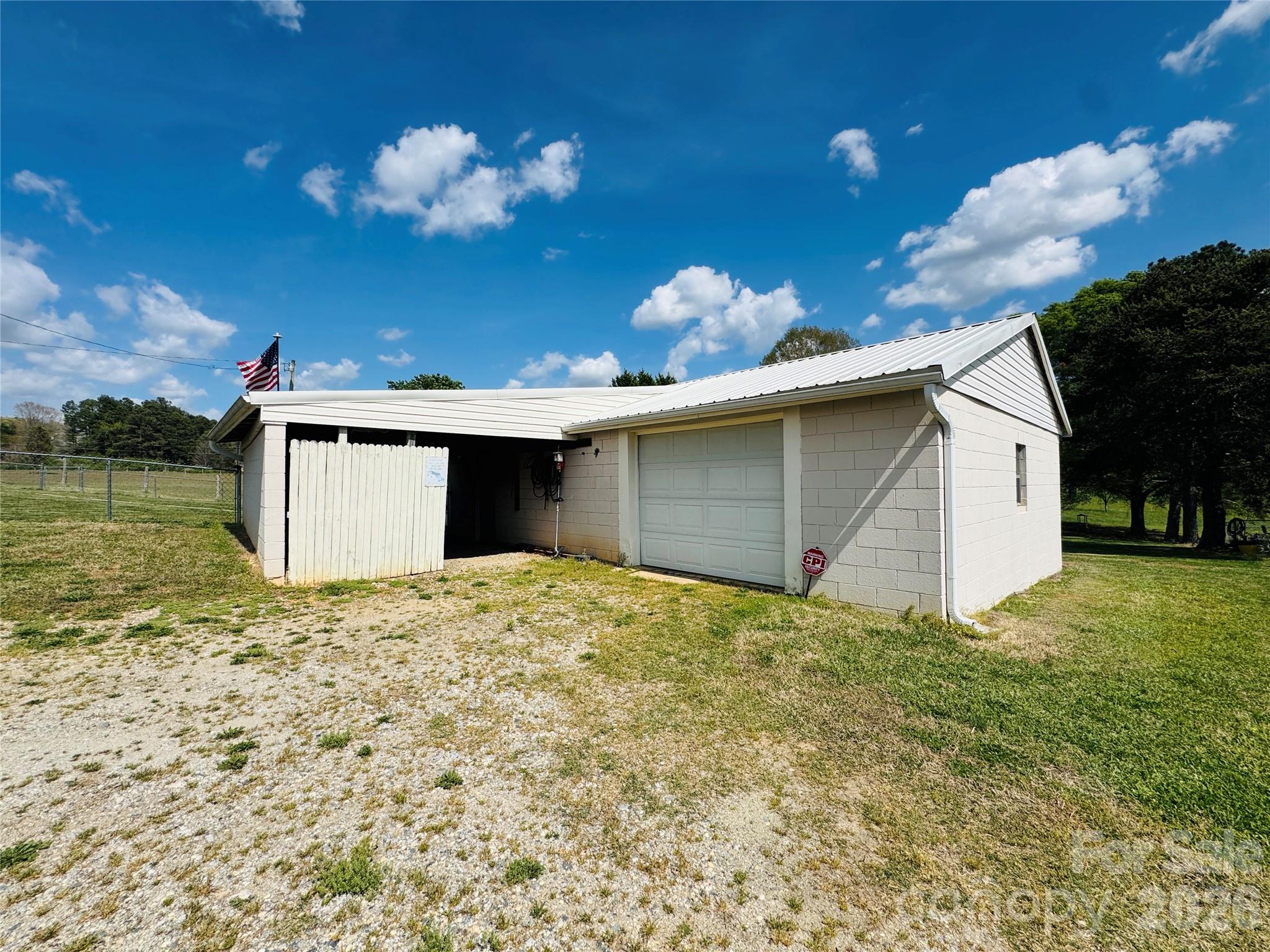 711 Simerson Road — Lexington