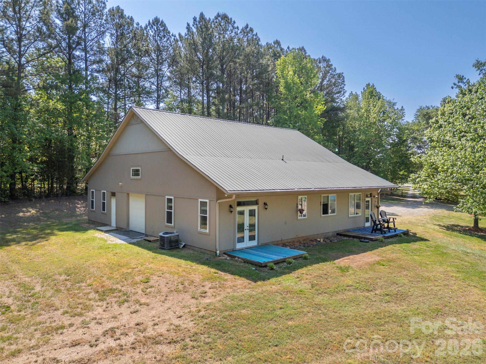 183-185 Rubin Thorne Road — Campobello
