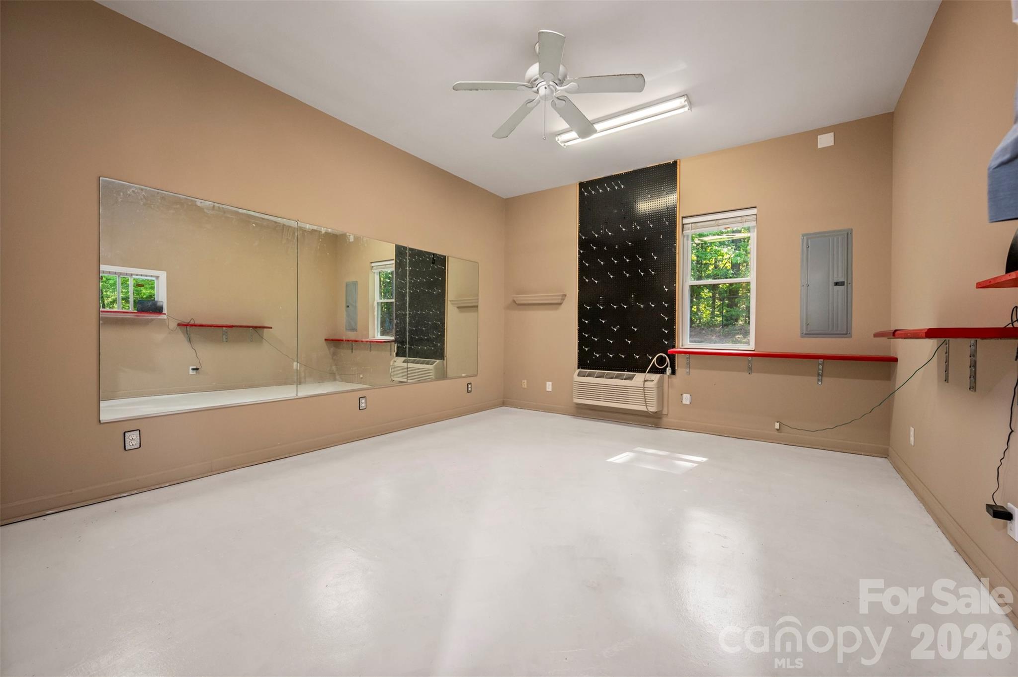 183-185 Rubin Thorne Road — Campobello