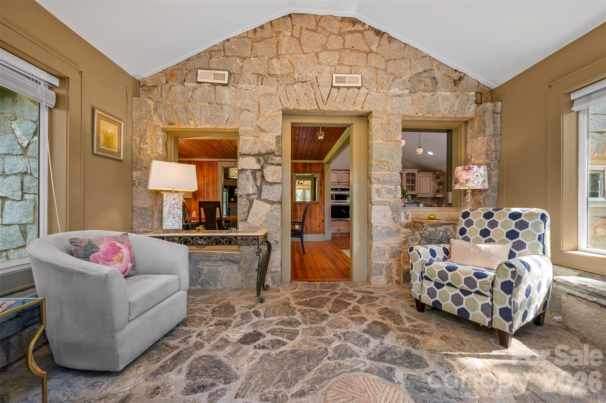 183-185 Rubin Thorne Road — Campobello