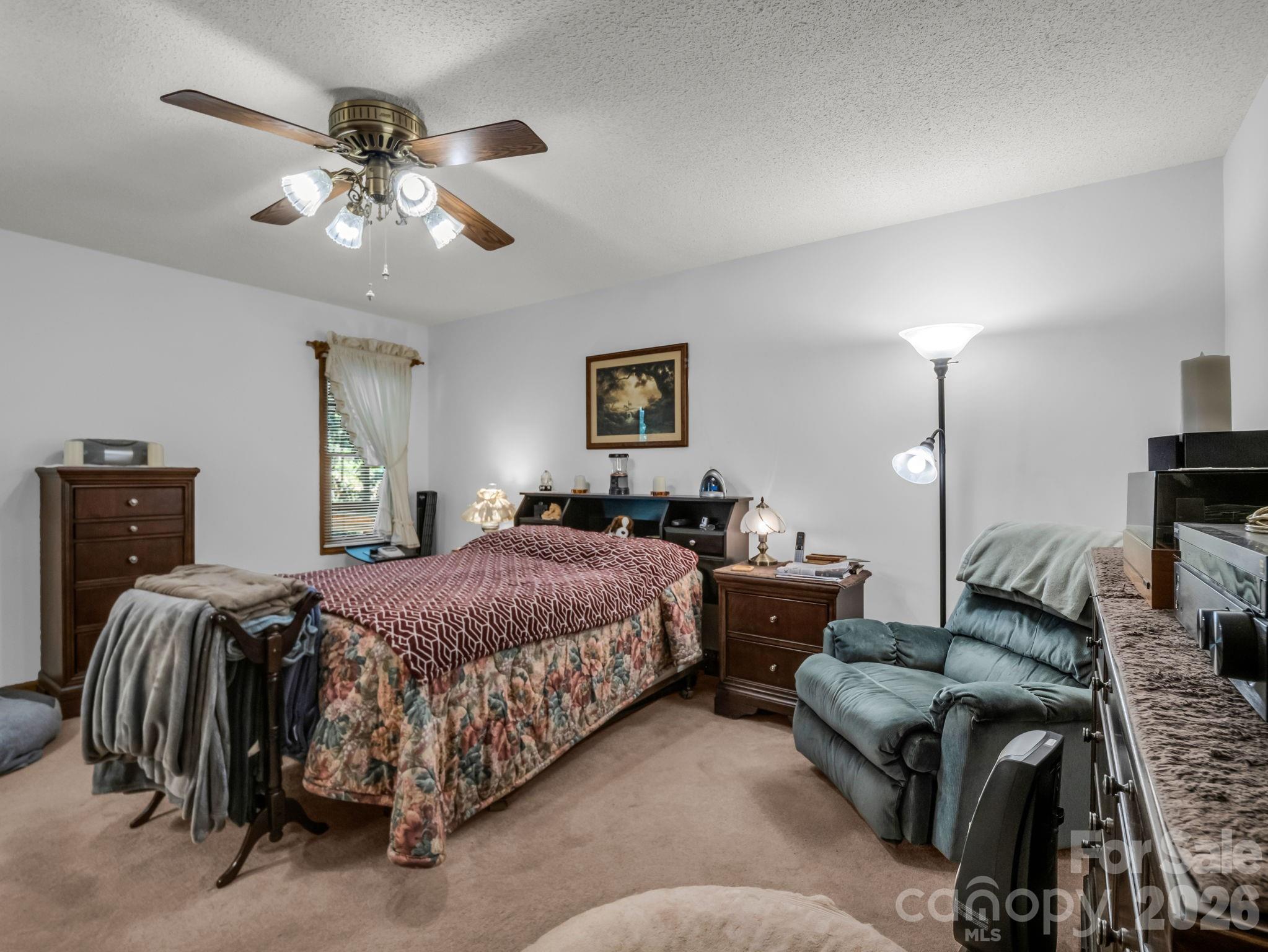 80 Fox Briar Drive — Columbus