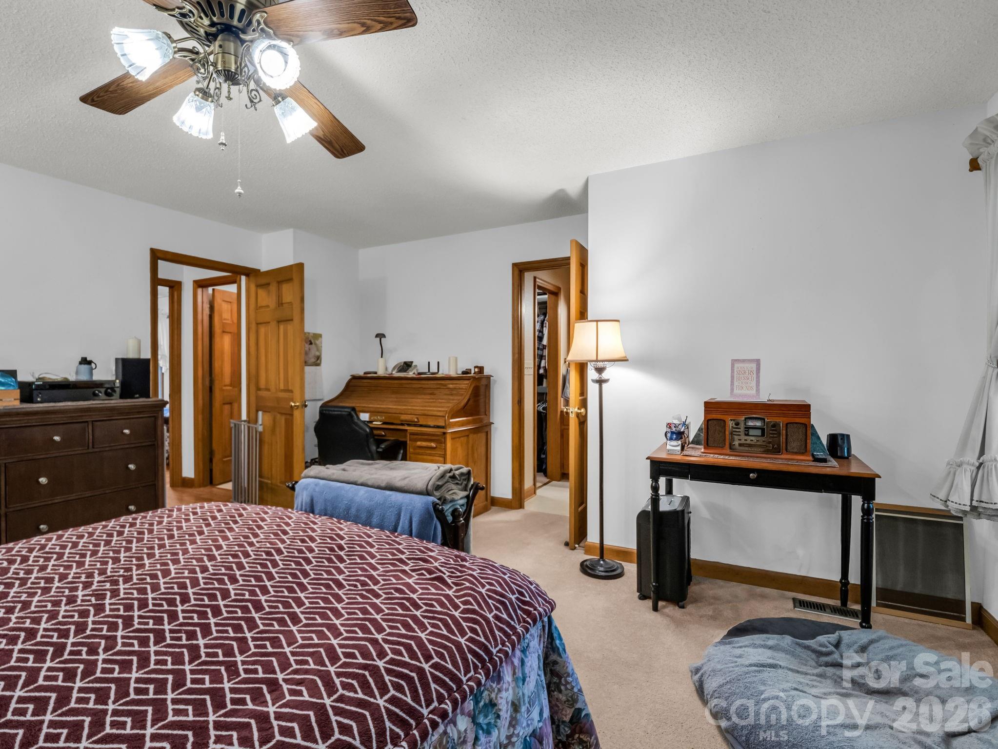 80 Fox Briar Drive — Columbus
